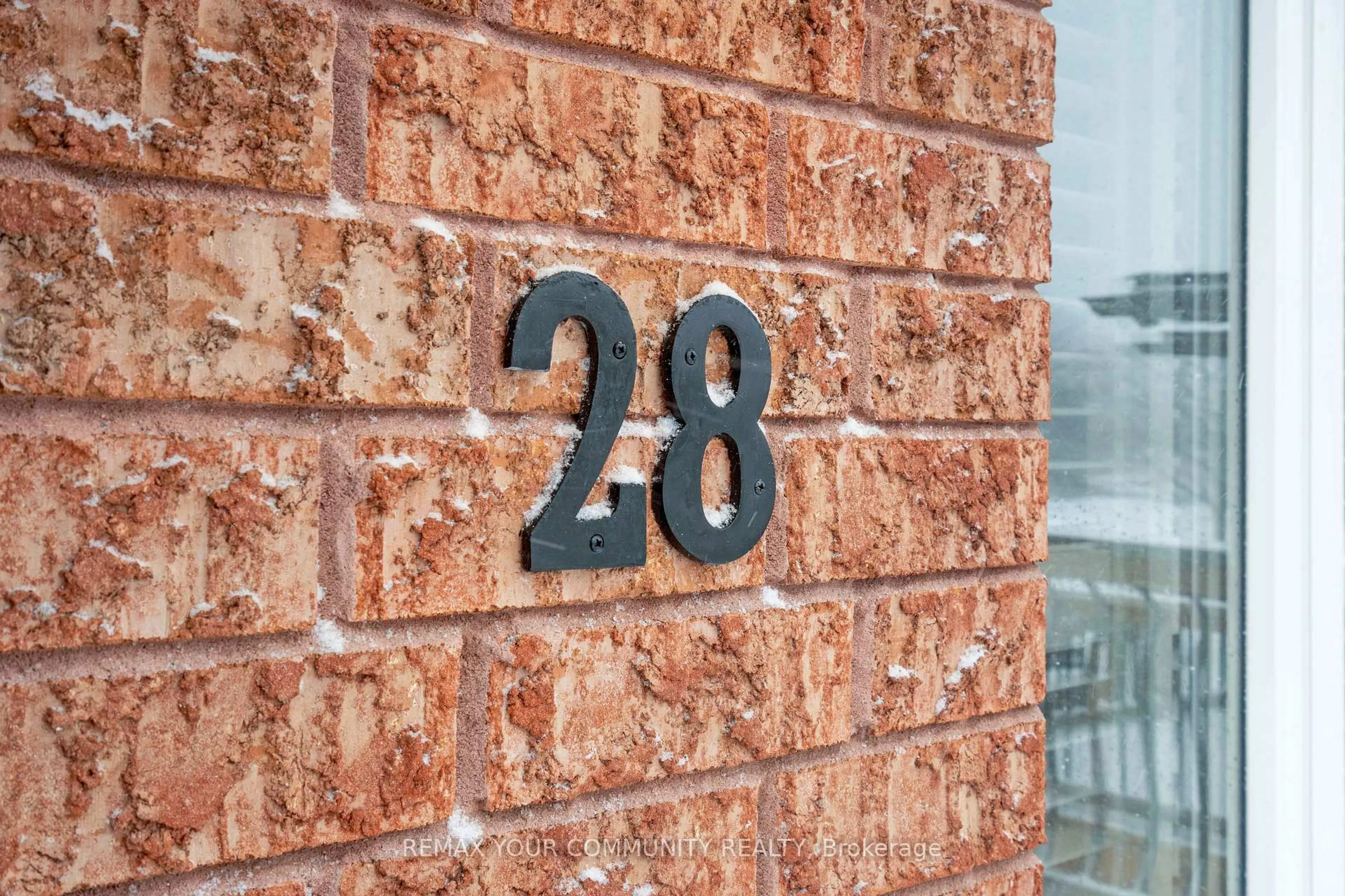 Home with brick exterior material, building for 28 Moon Dr, Barrie Ontario L4N 7G7