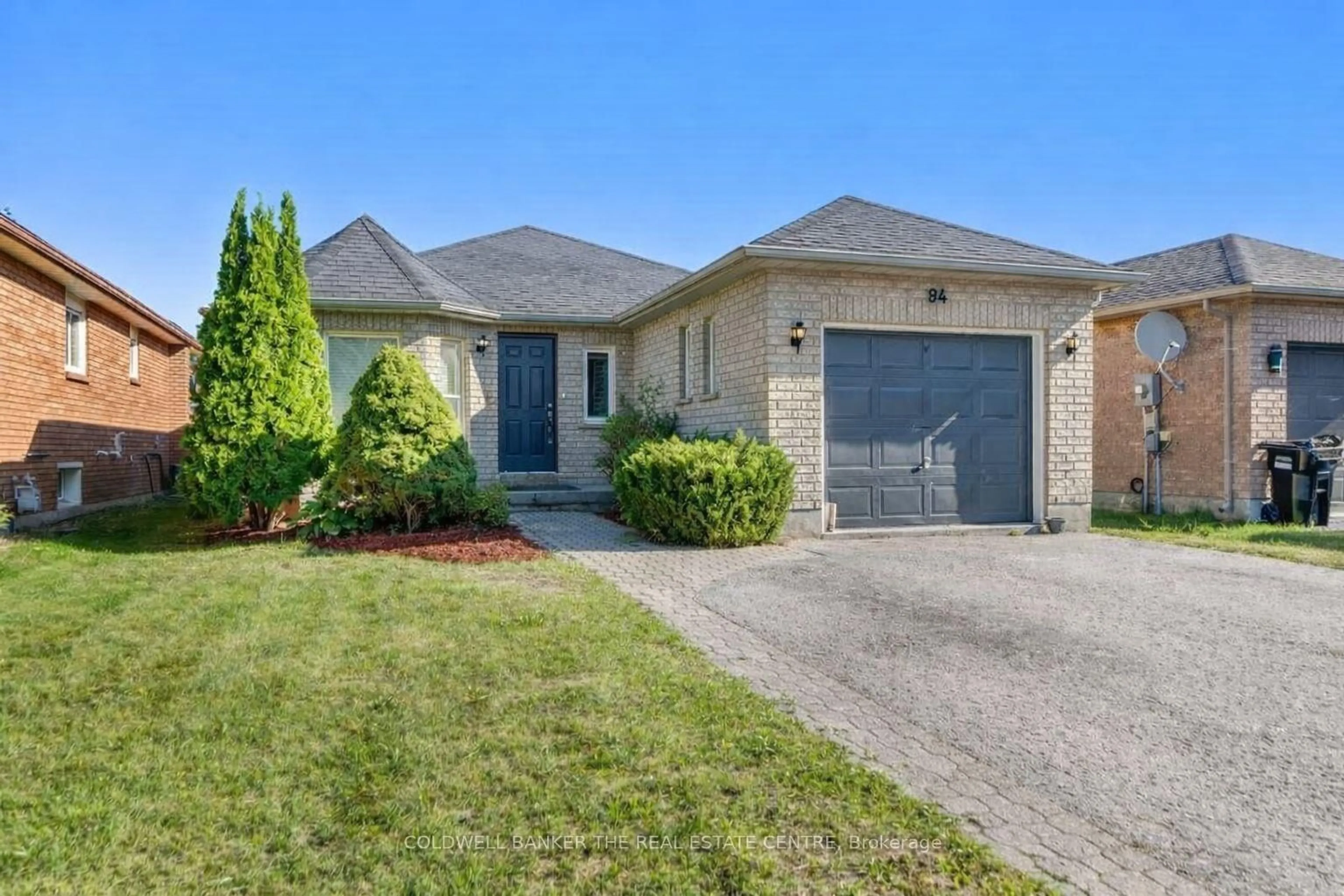 Home with brick exterior material, street for 94 Buchanan St, Barrie Ontario L4M 6B7