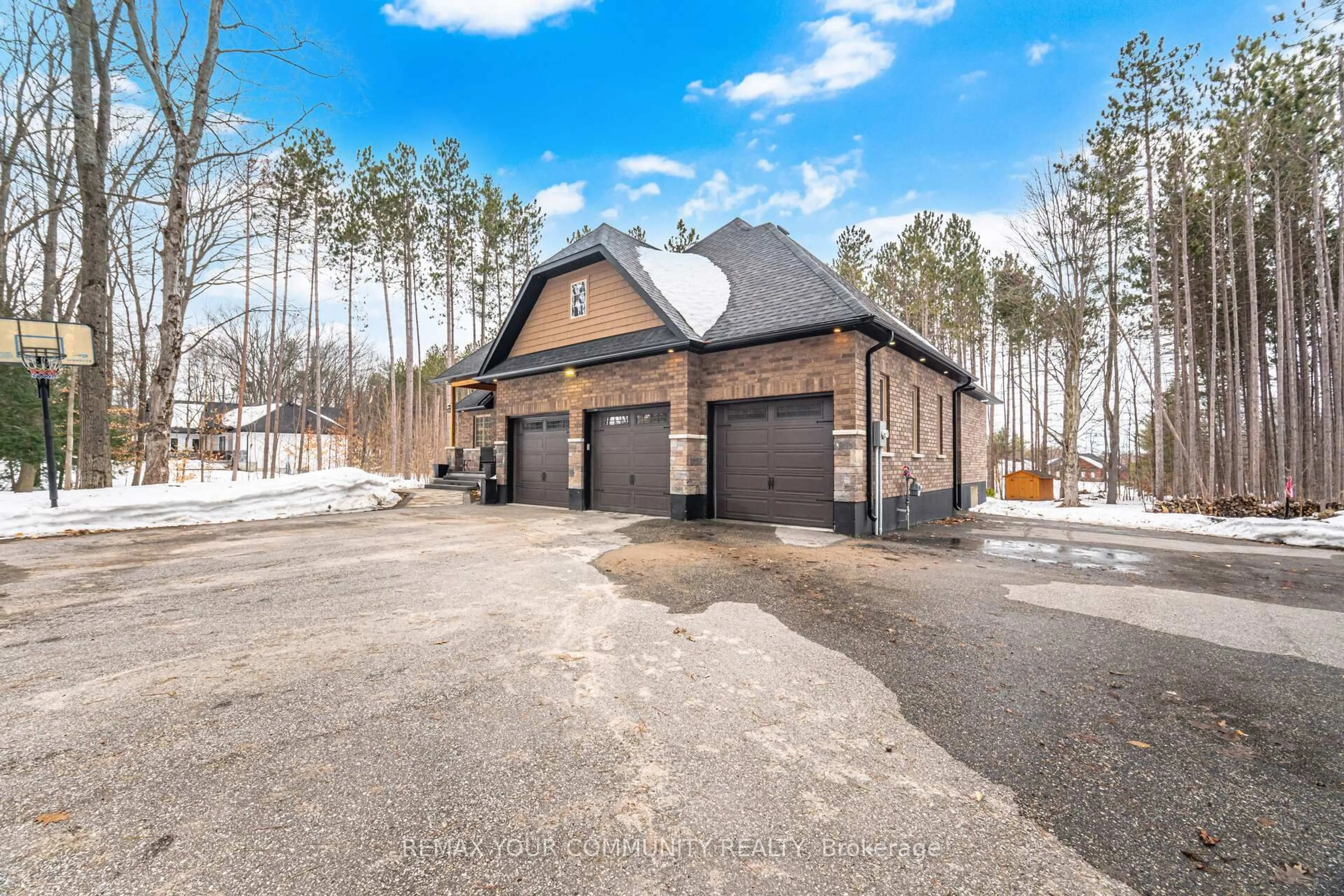 Unknown for 38 Windermere Cres, Tay Ontario L4R 0C3