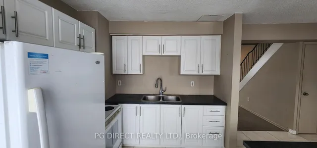 63 Ferris Lane #L10, Barrie 5