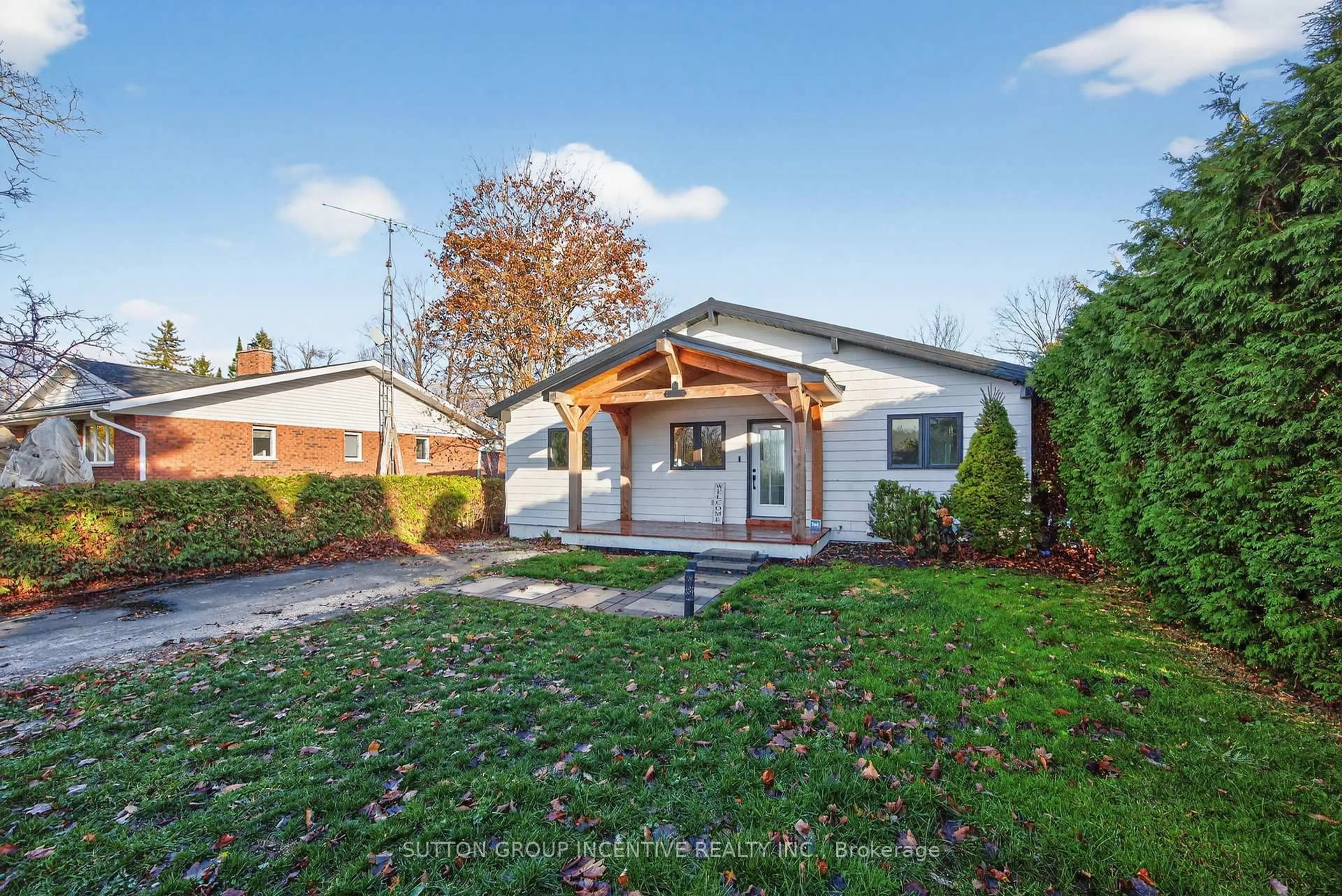 Unknown for 211 Moon Point Dr, Oro-Medonte Ontario L3V 6H1