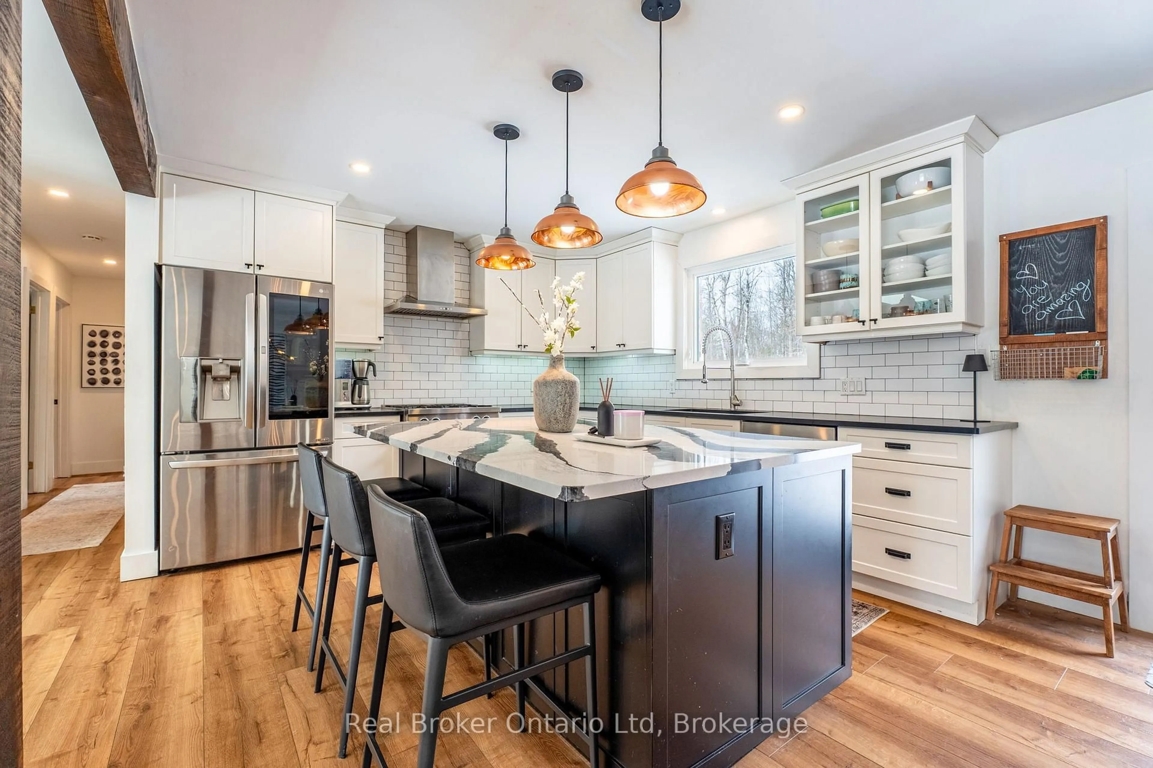 Open concept kitchen, ceramic/tile floor for 3922 Horseshoe Valley Rd, Springwater Ontario L0L 1Y0