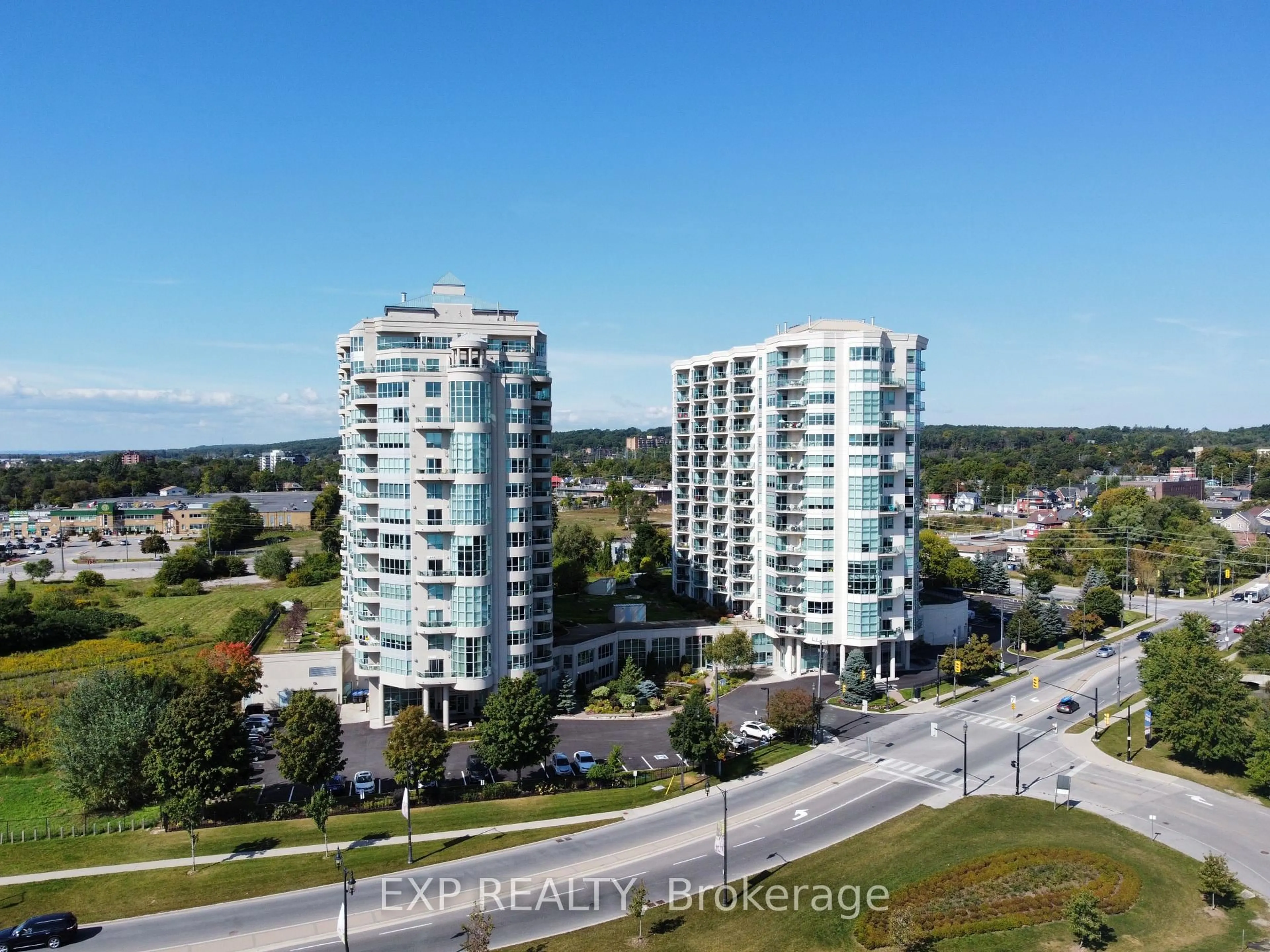 A pic from outside/outdoor area/front of a property/back of a property/a pic from drone, city buildings view from balcony for 6 Toronto St #604, Barrie Ontario L4N 9R2