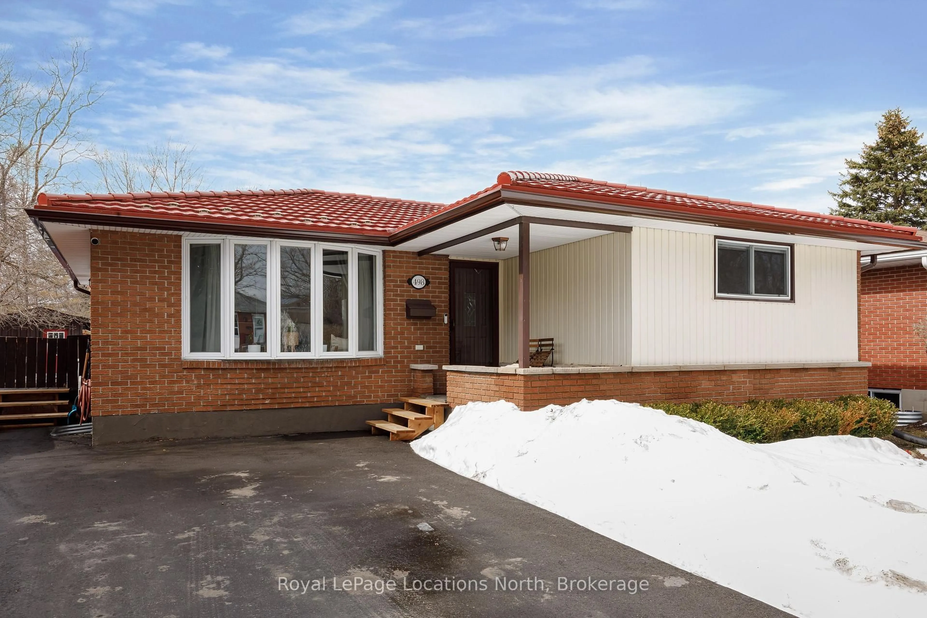 Unknown for 498 Spruce St, Collingwood Ontario L9Y 3H6