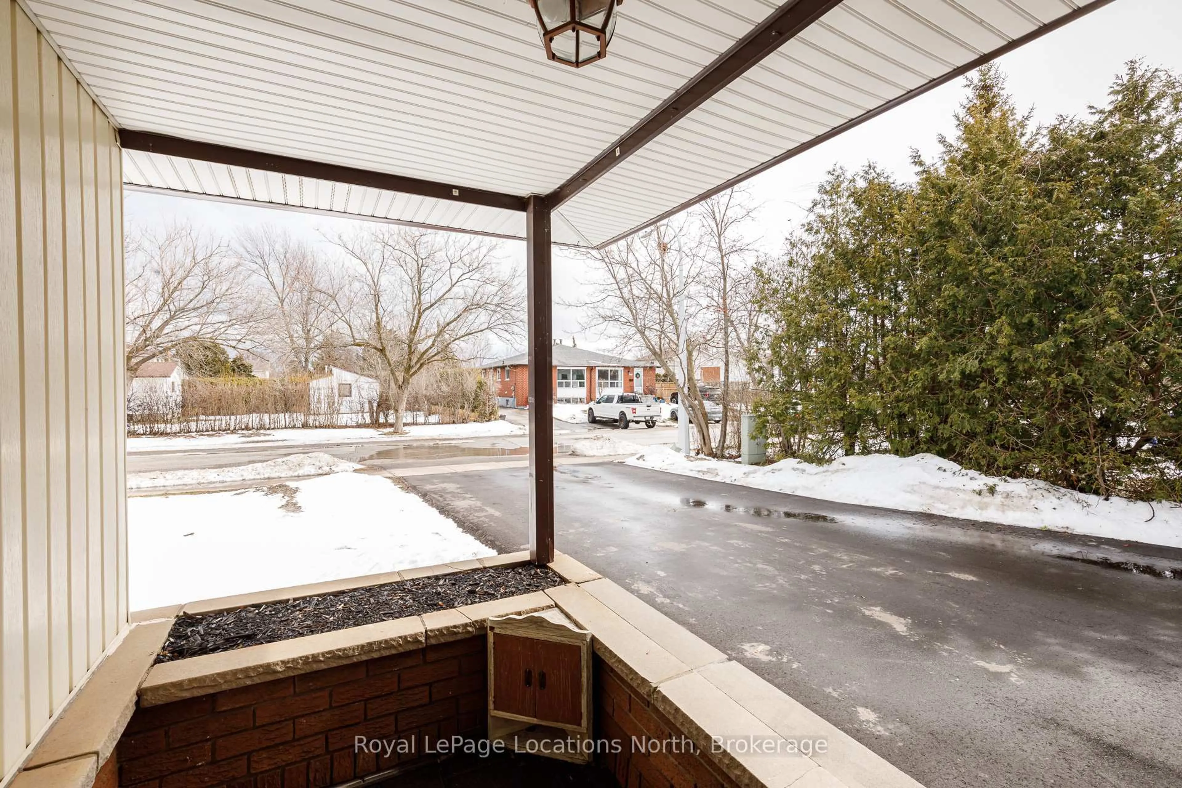 Unknown for 498 Spruce St, Collingwood Ontario L9Y 3H6