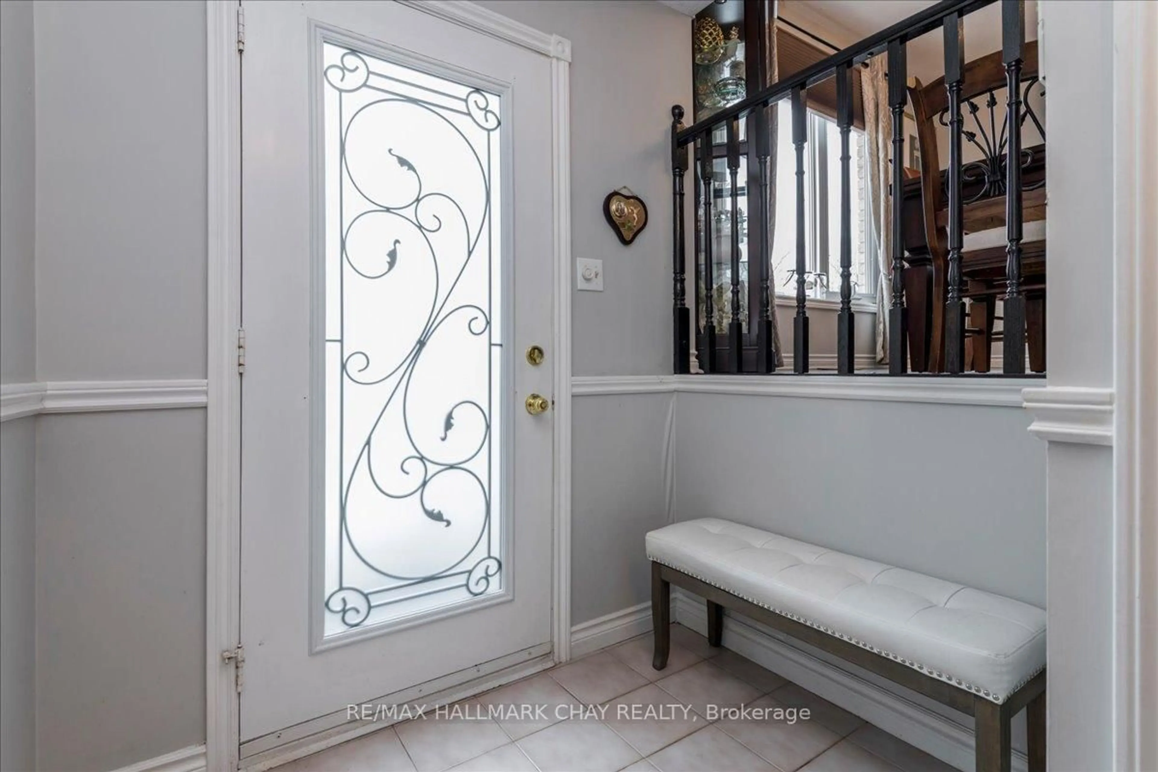 Unknown for 36 Ridgeway Ave, Barrie Ontario L4N 5L2