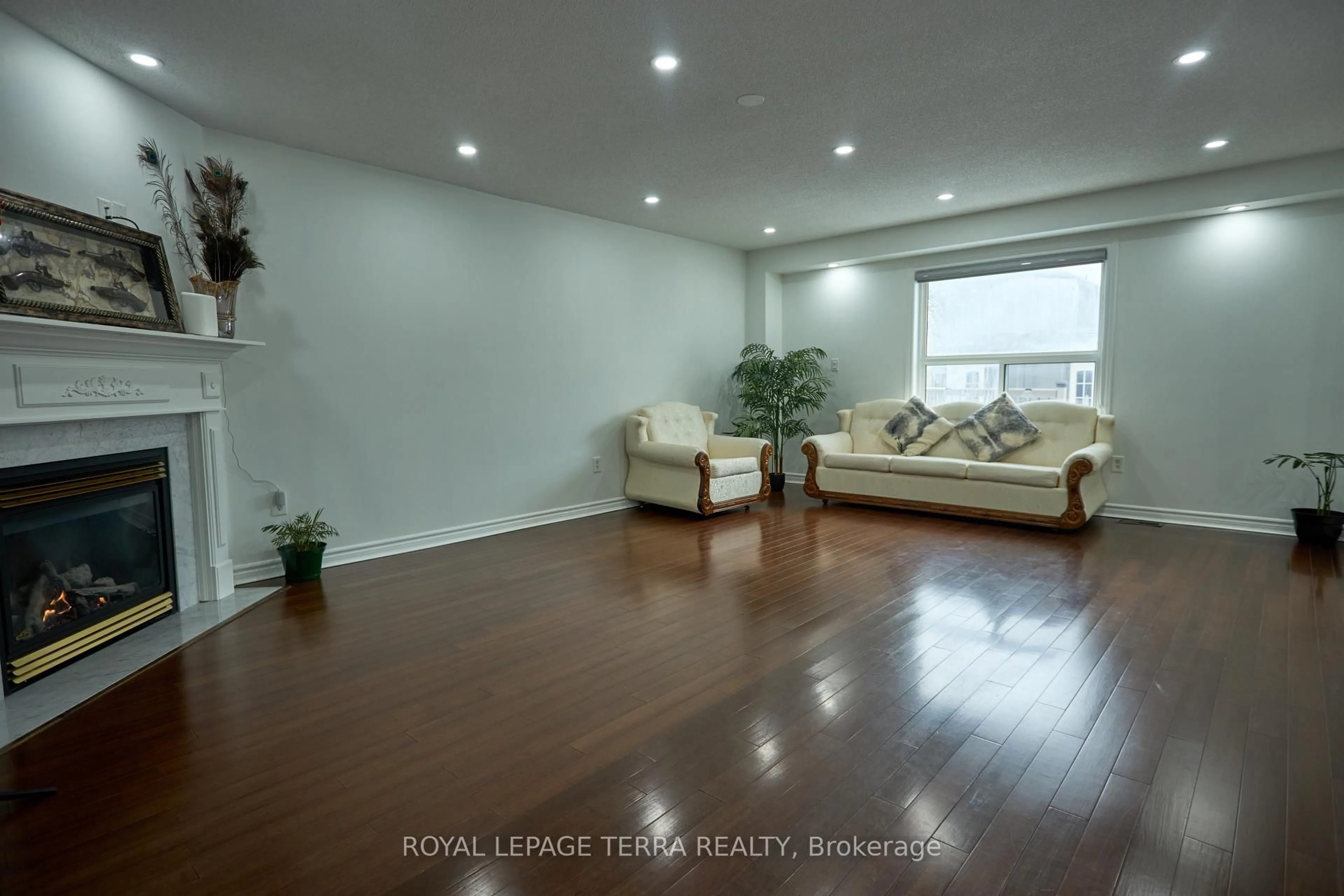 Unknown for 59 Russell Hill Dr, Barrie Ontario L4N 0C1