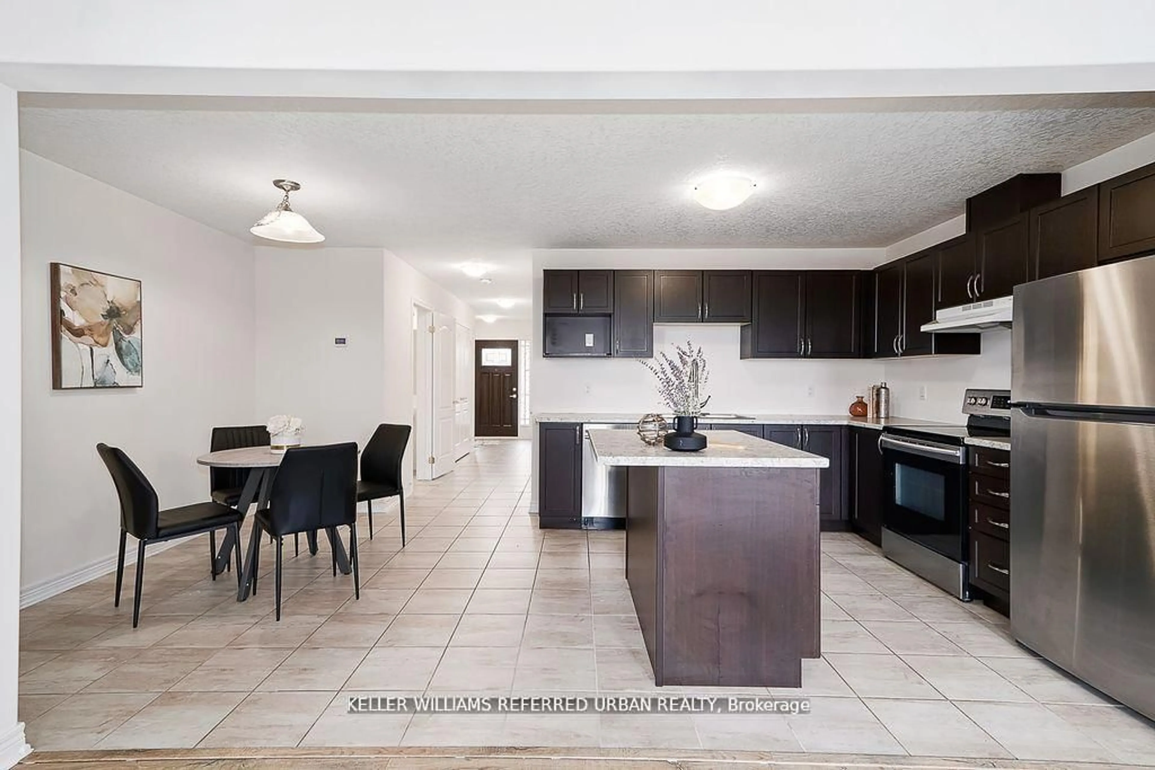 Open concept kitchen, ceramic/tile floor for 14 Foley Cres, Collingwood Ontario L9Y 3B7