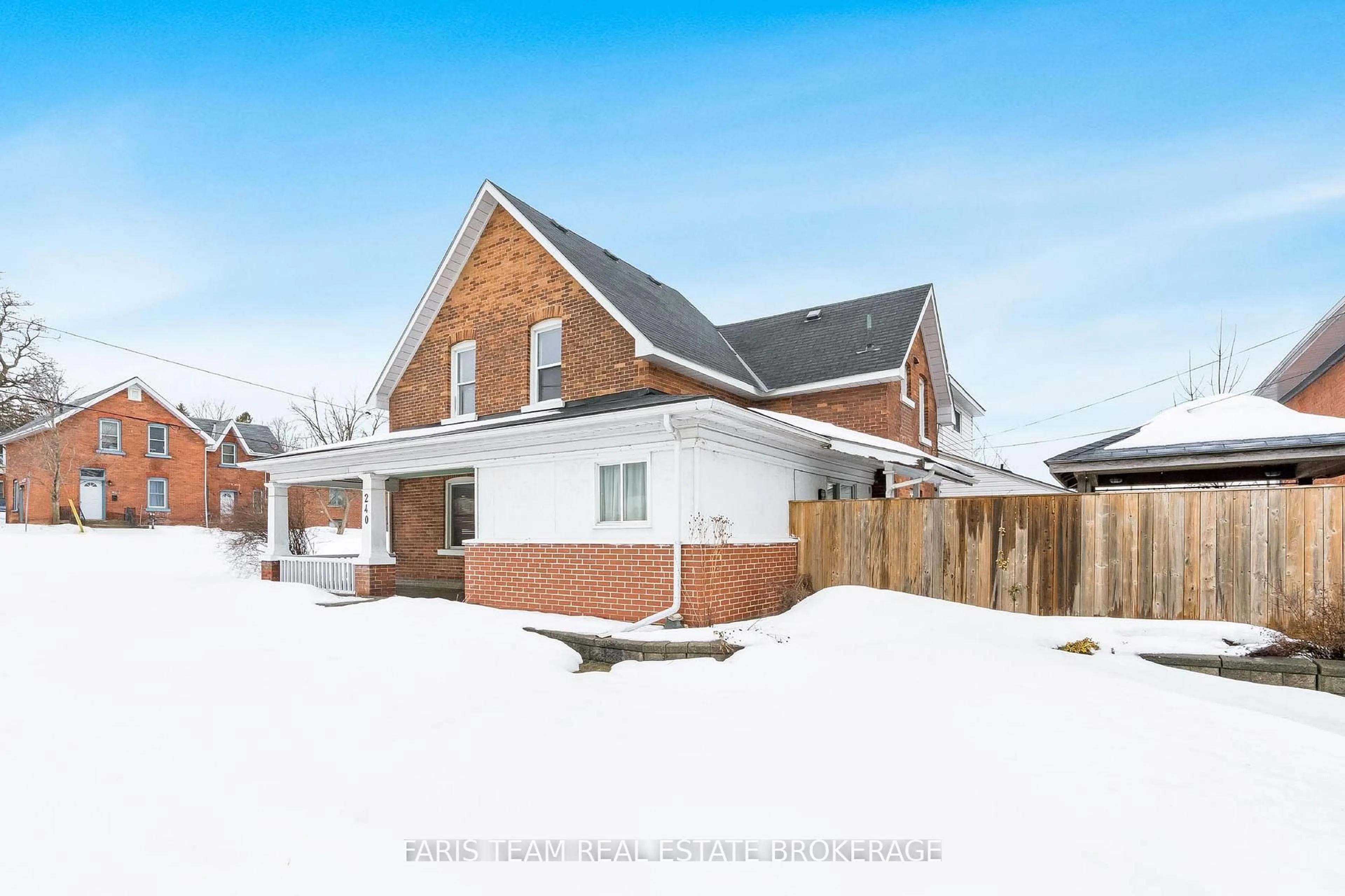 Home with brick exterior material, street for 240 Laclie St, Orillia Ontario L3V 4N6
