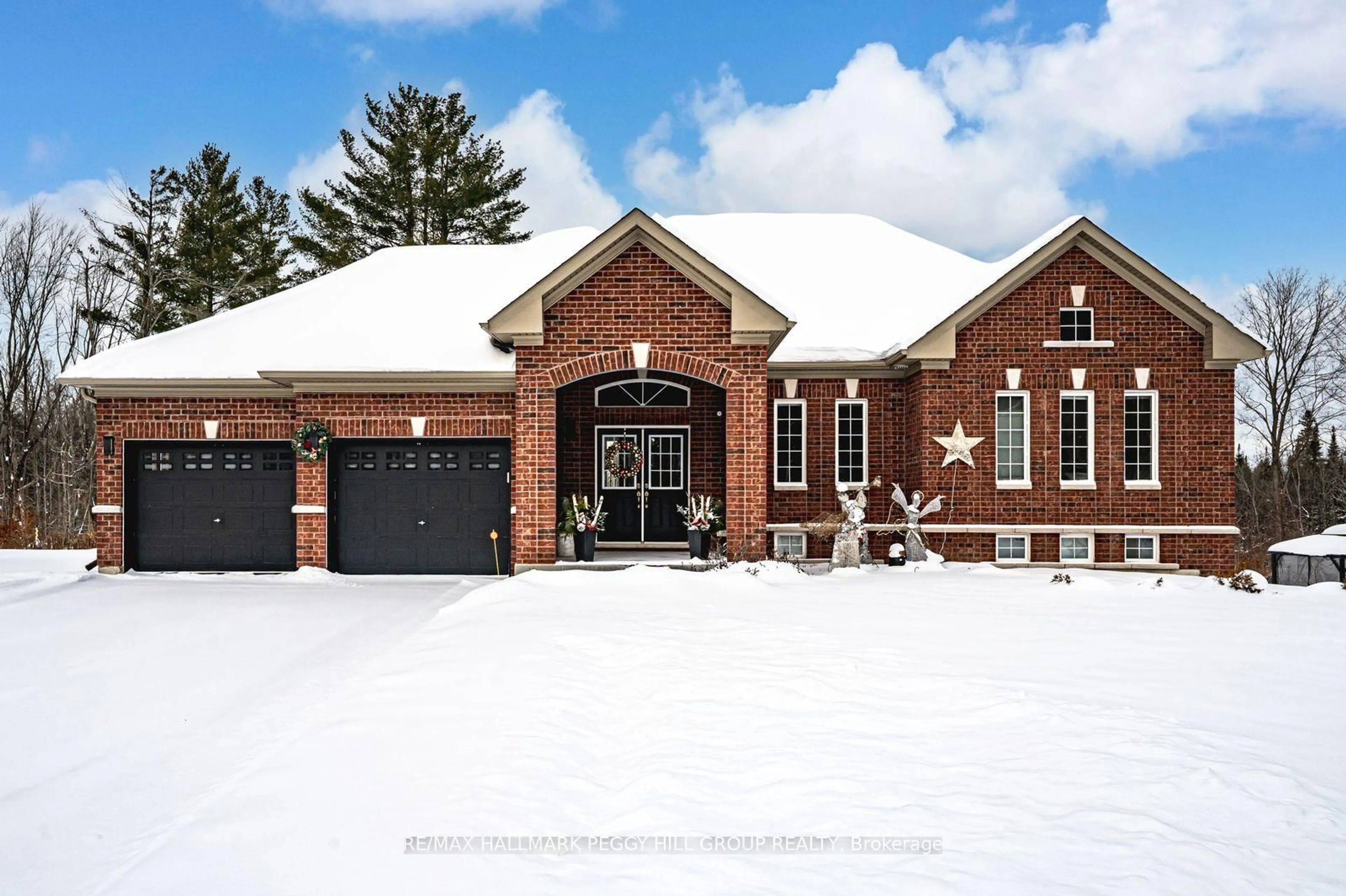 Home with brick exterior material, street for 82 Diamond Valley Dr, Oro-Medonte Ontario L0L 2E0