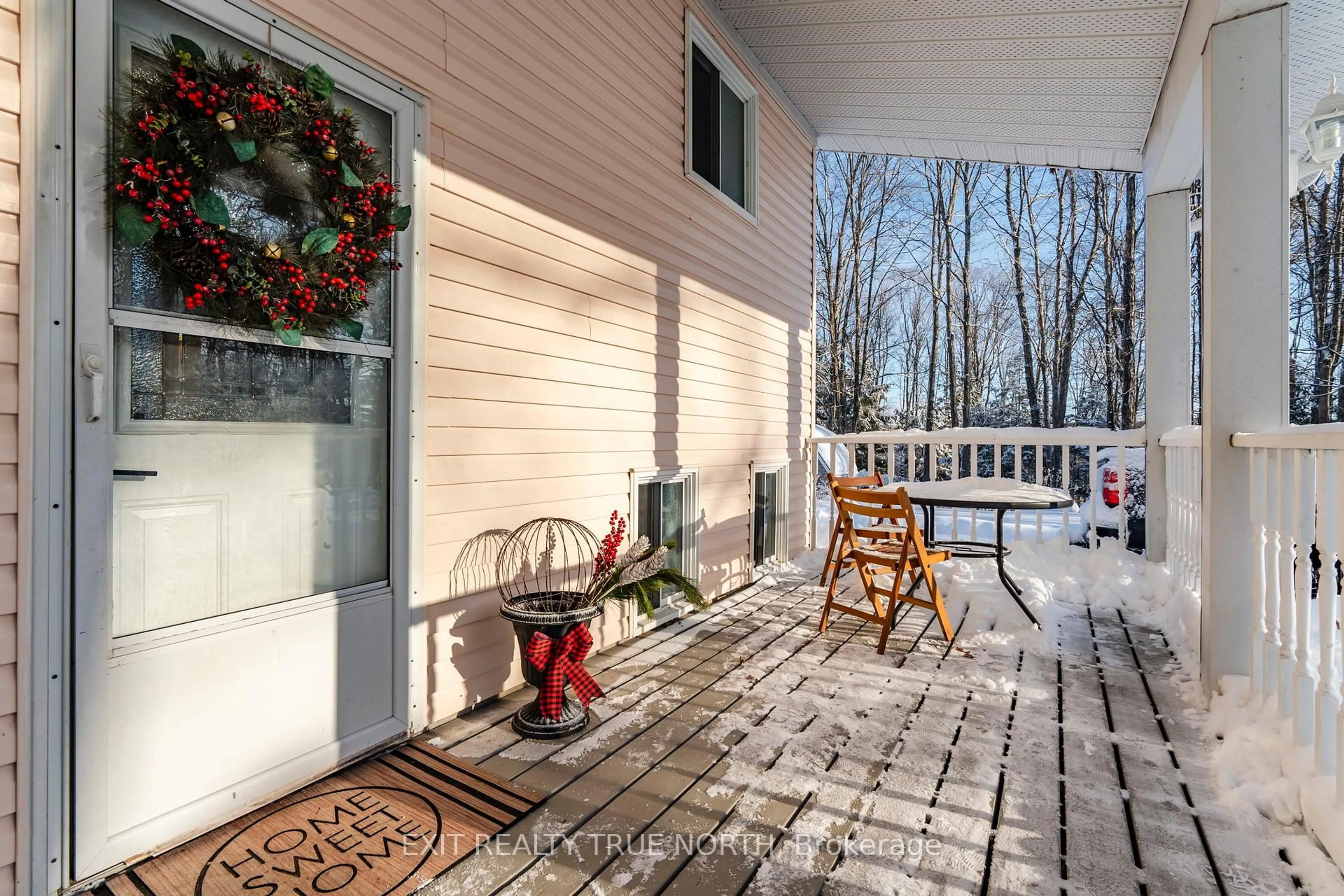 Patio, water/lake/river/ocean view for 8 Robin Crt, Tiny Ontario L9M 0B9