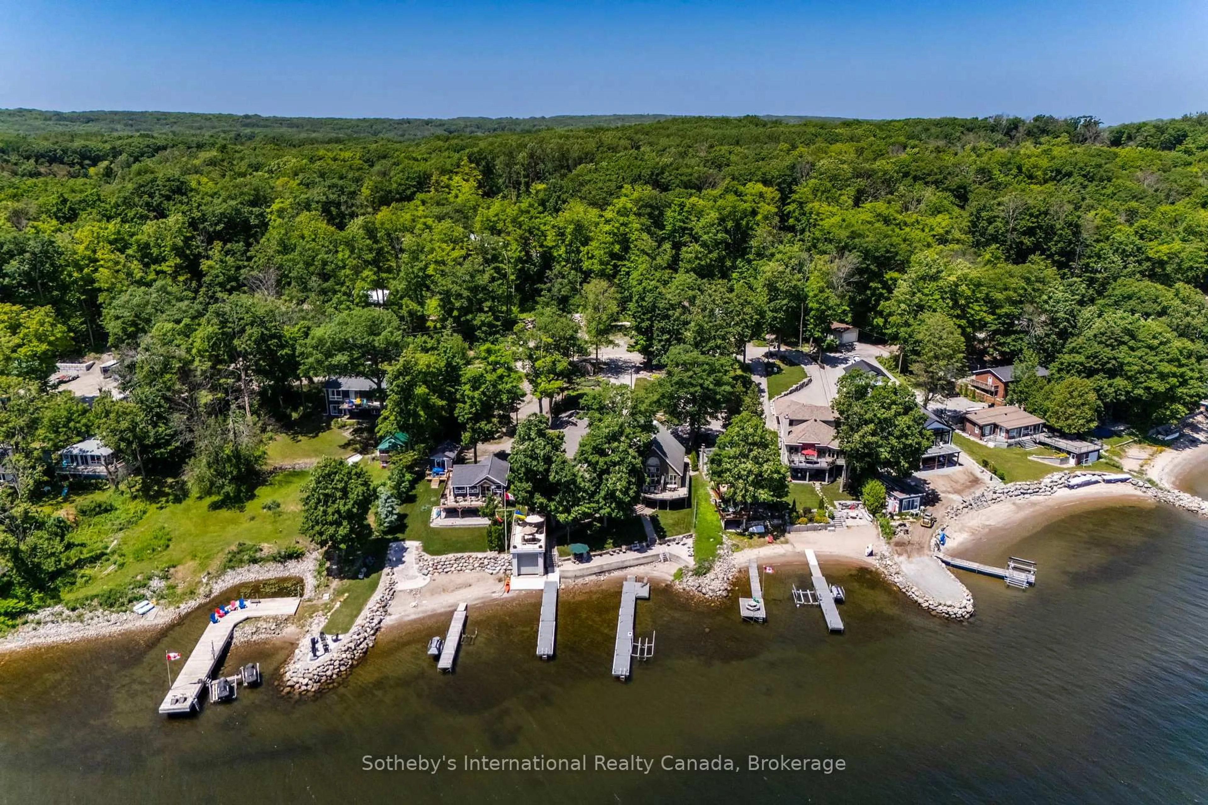 A pic from outside/outdoor area/front of a property/back of a property/a pic from drone, water/lake/river/ocean view for 435 Mundys Bay Rd, Midland Ontario L4R 5H1