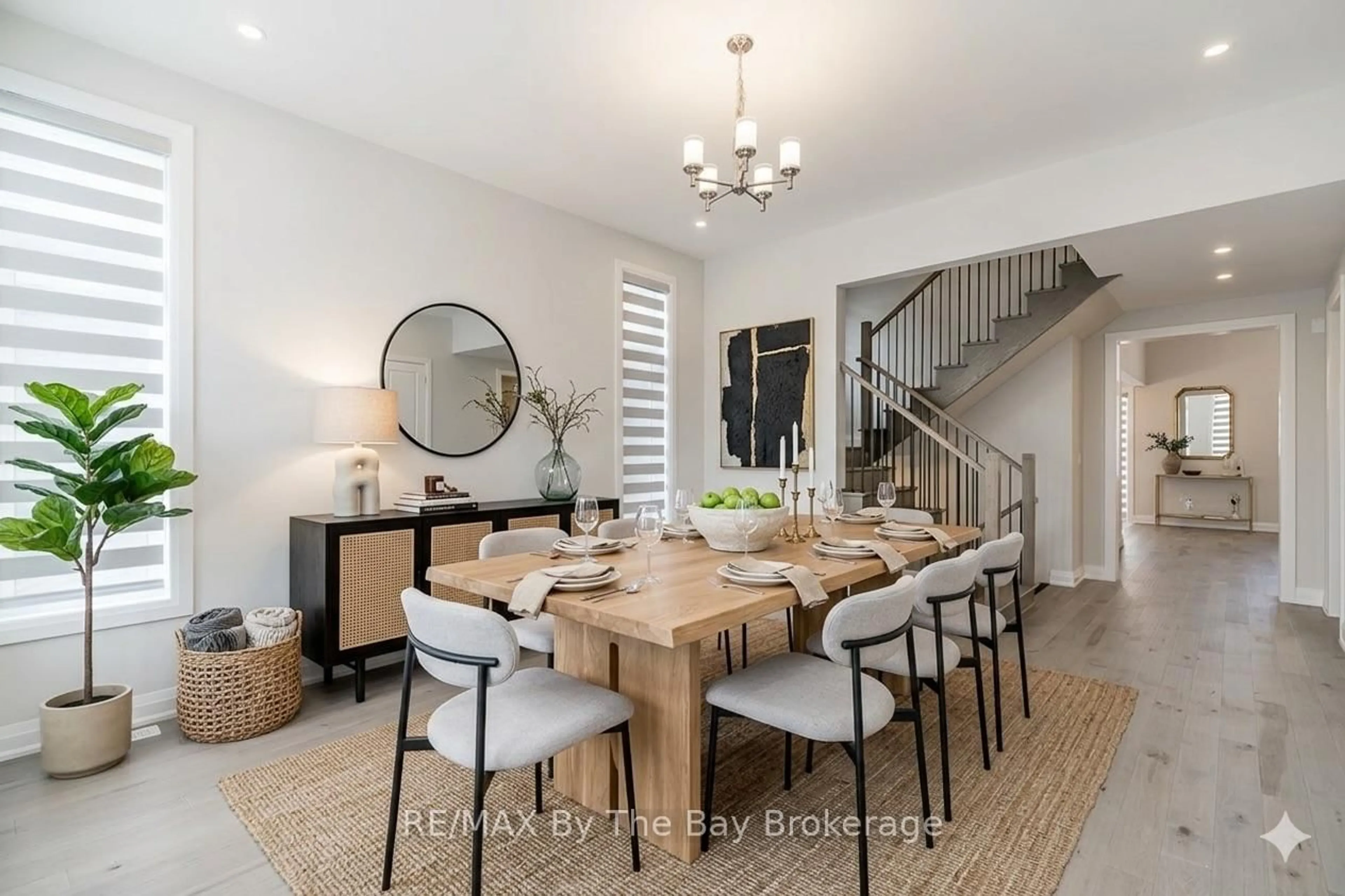 Dining room, unknown for 5 Rosanne Circ, Wasaga Beach Ontario L9Z 0N4