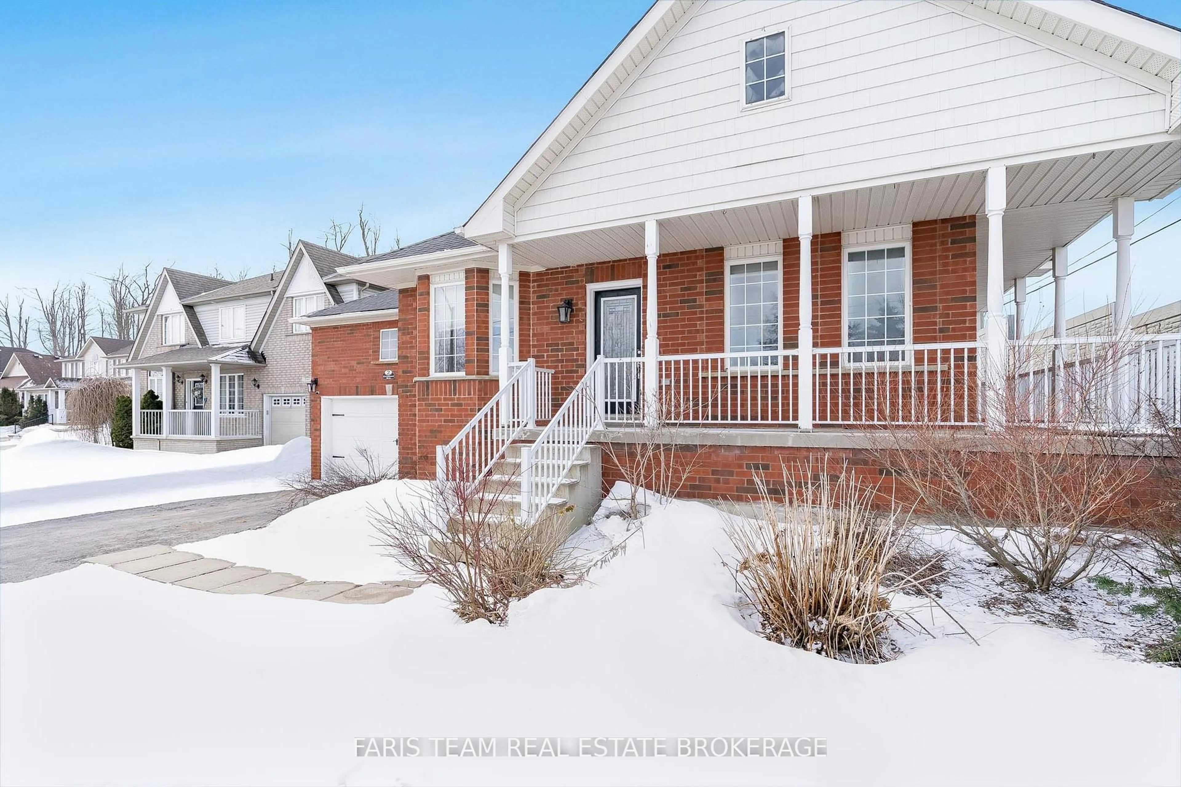 Home with brick exterior material, street for 2 Thrushwood Dr, Barrie Ontario L4N 0Z1