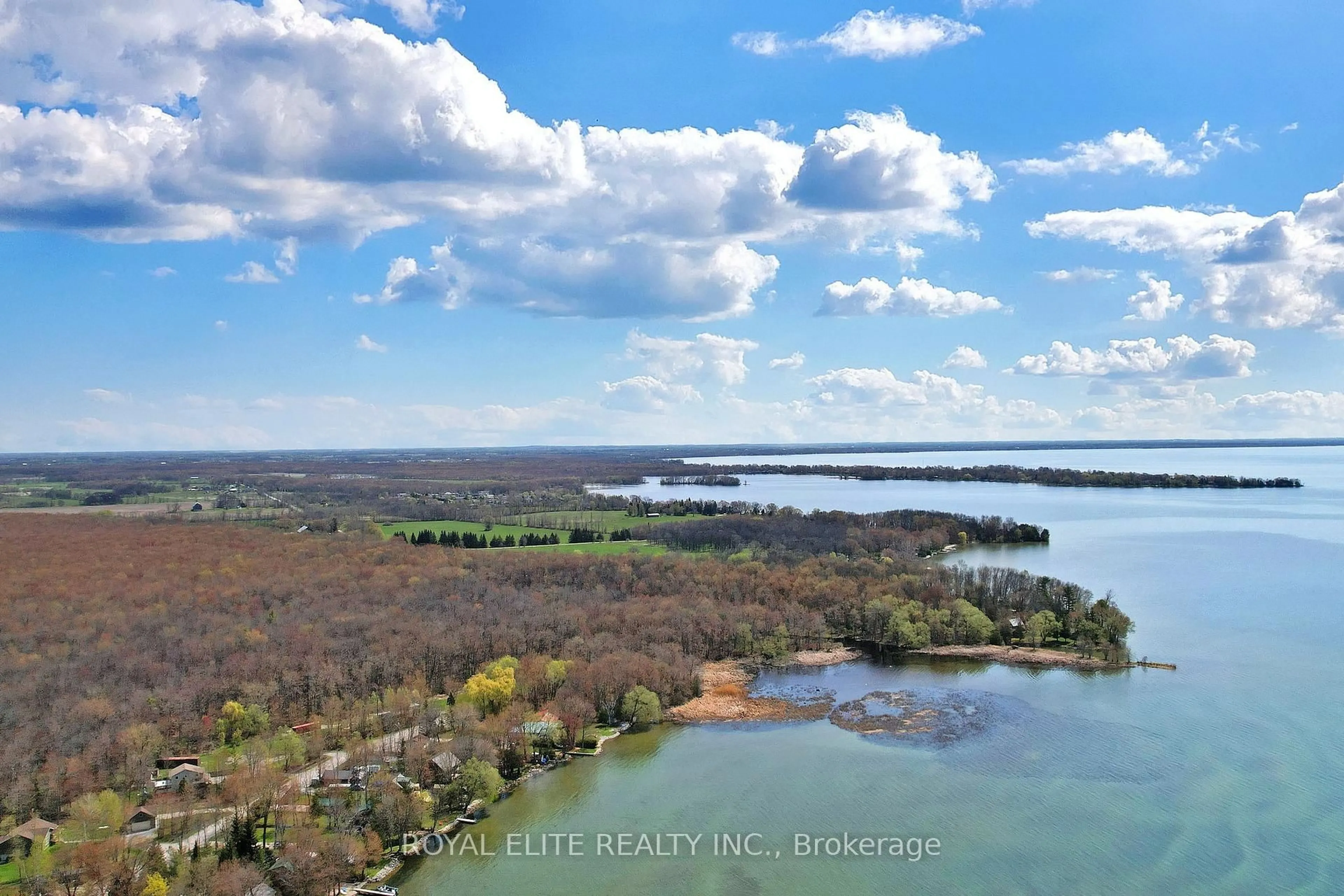 A pic from outside/outdoor area/front of a property/back of a property/a pic from drone, water/lake/river/ocean view for 3965 Hilltop Rd, Ramara Ontario L3V 6H7