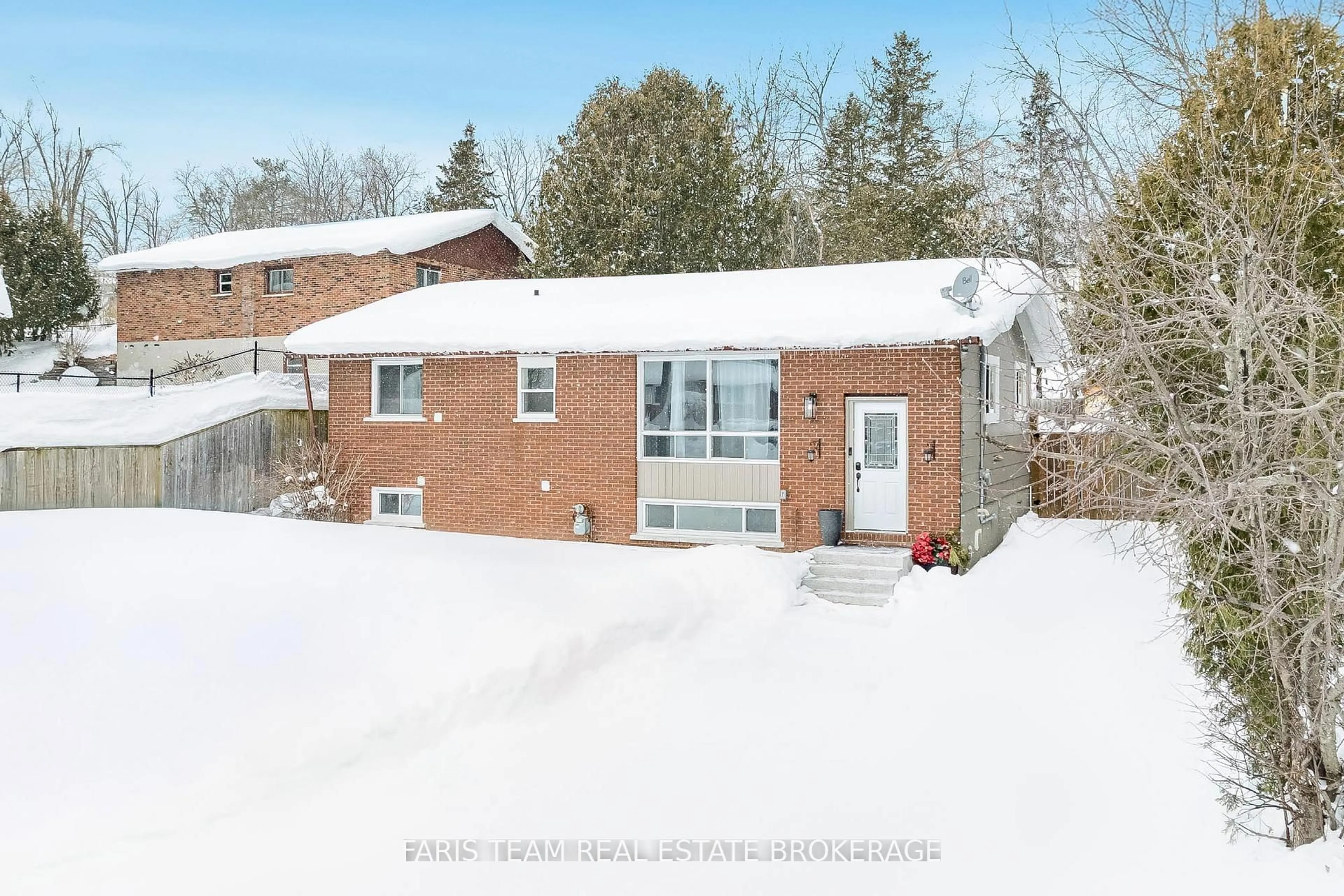 Unknown for 510 Mary St, Tay Ontario L0K 1R0