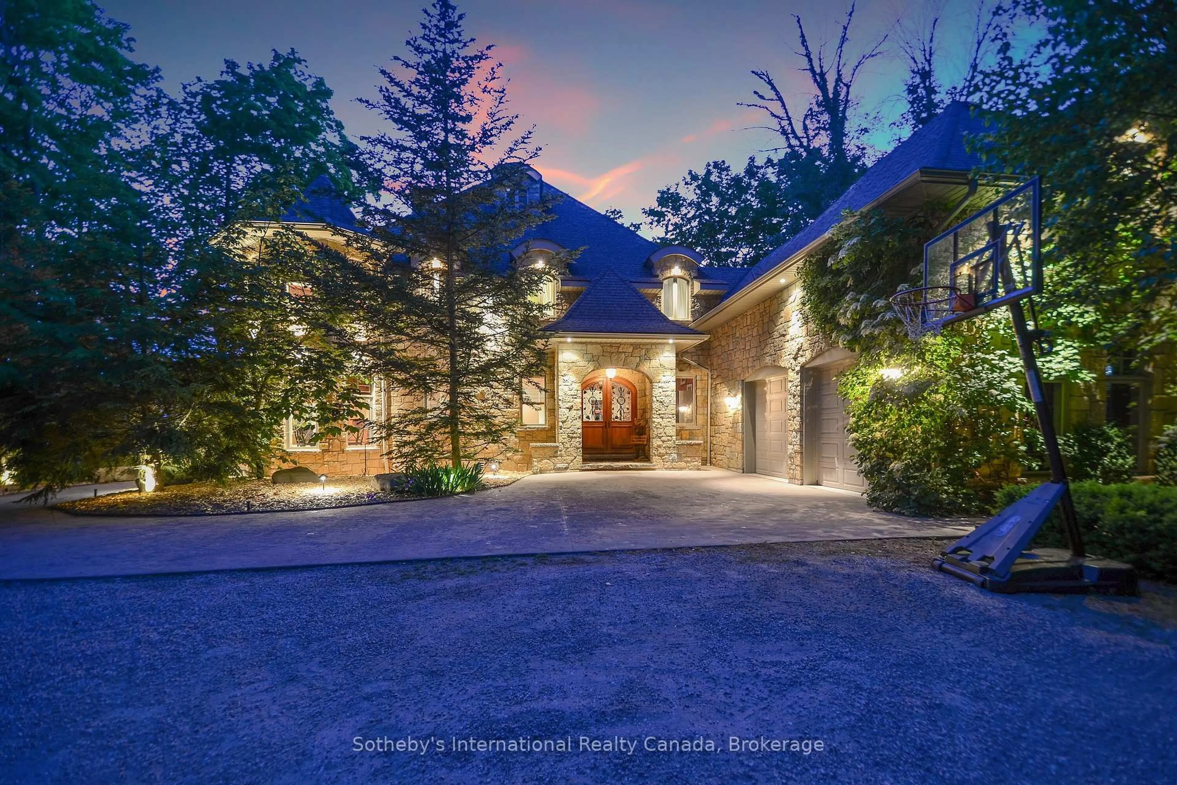 Indoor foyer for 190 MELISSA Lane, Tiny Ontario L9M 0T8