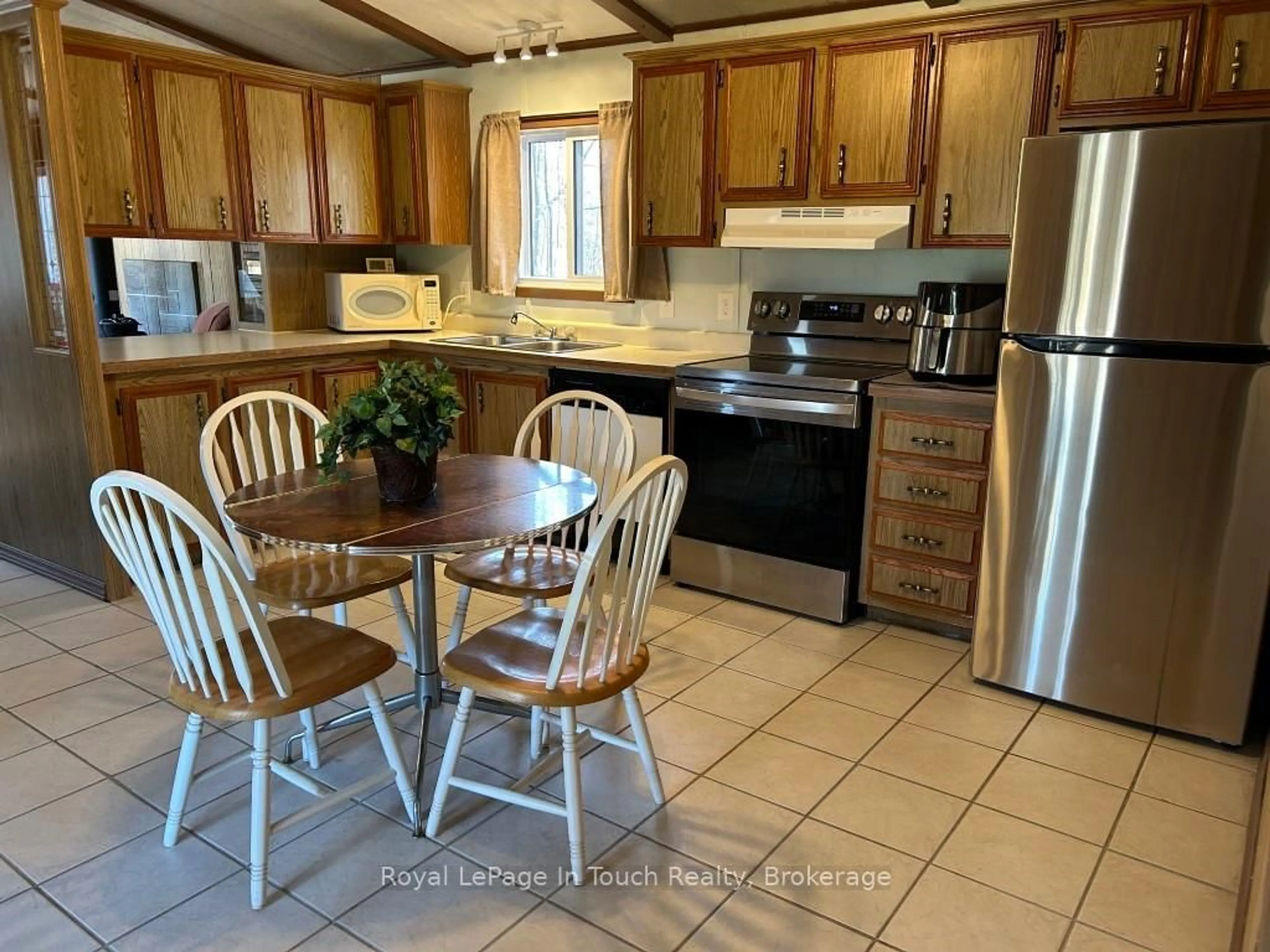 Unknown for 5263 Elliott Sdrd #37, Tay Ontario L4R 4K3