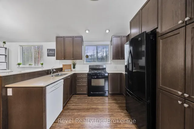 158 Desroches Tr, Tiny 4
