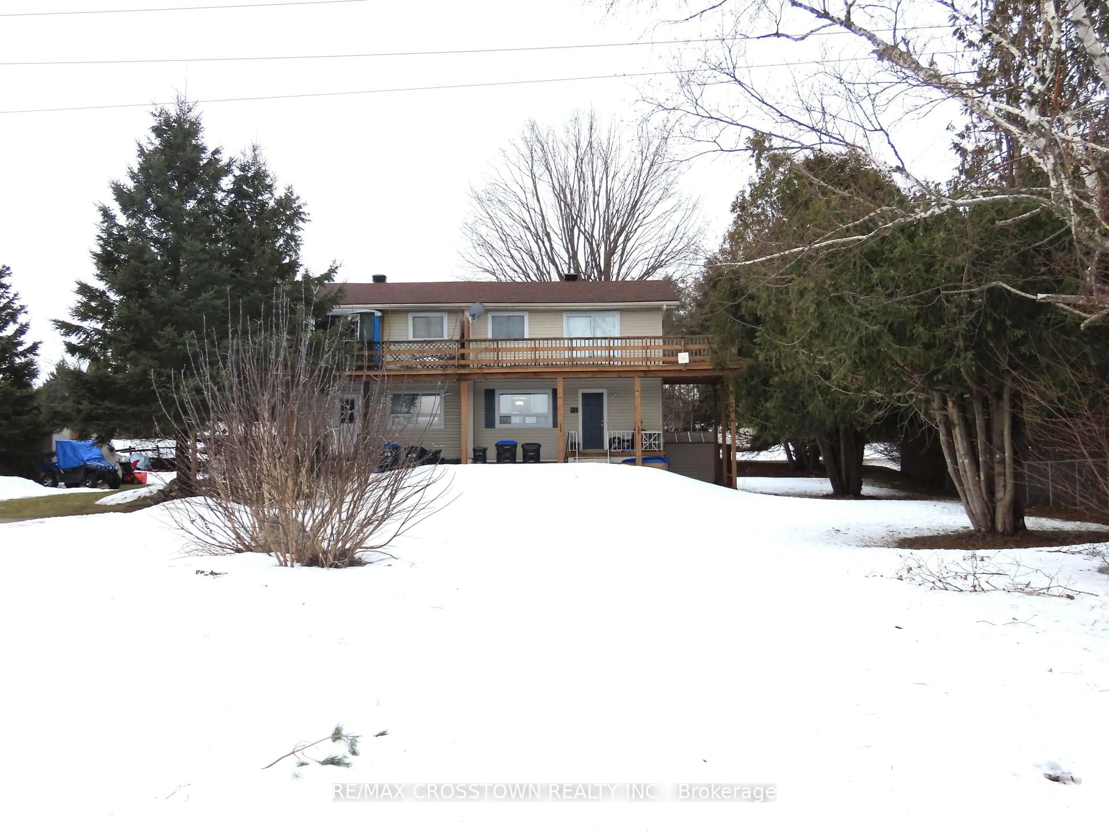 A pic from outside/outdoor area/front of a property/back of a property/a pic from drone, street for 4716 Penetanguishene Rd, Springwater Ontario L0L 1V0
