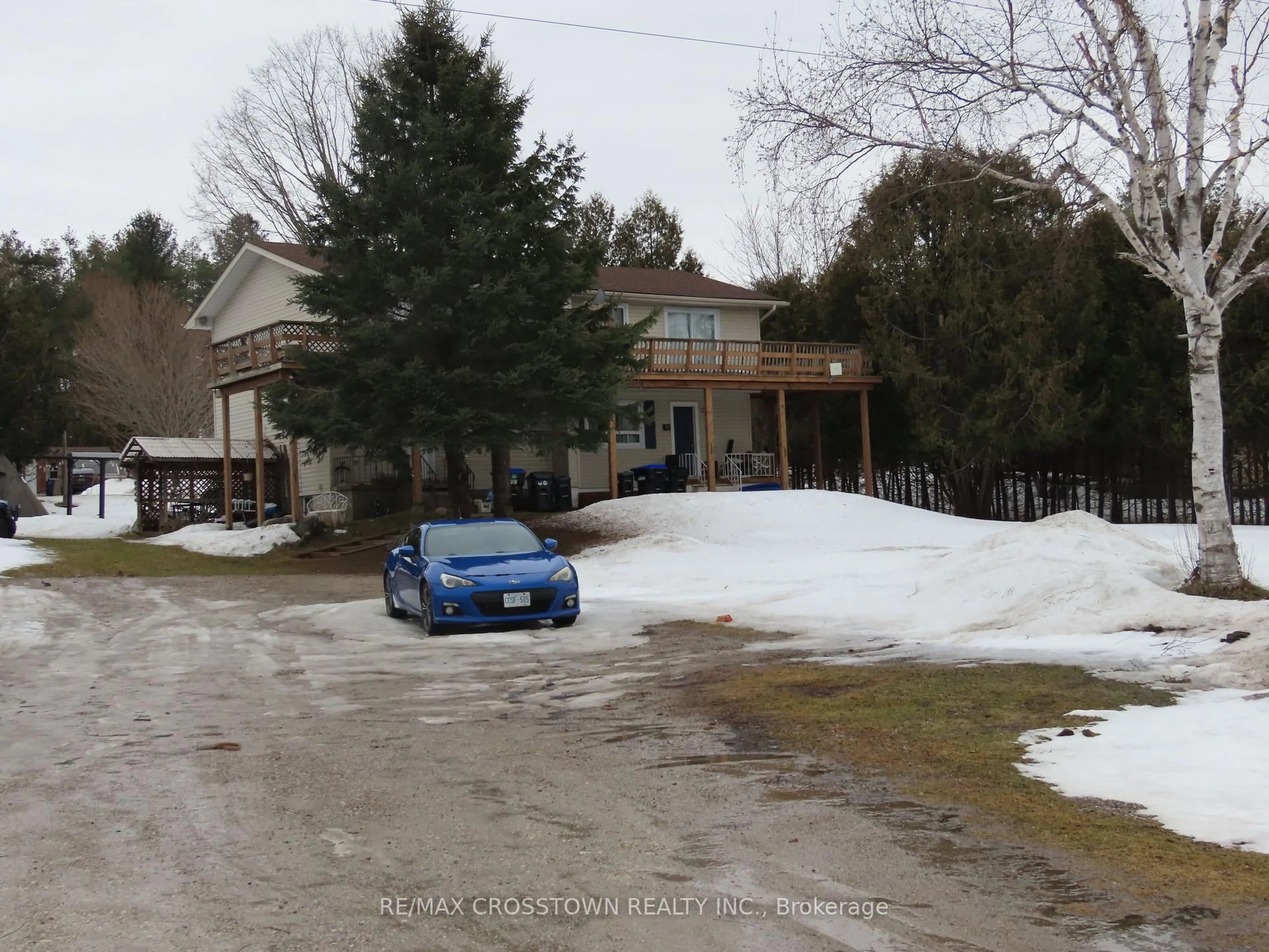 A pic from outside/outdoor area/front of a property/back of a property/a pic from drone, street for 4716 Penetanguishene Rd, Springwater Ontario L0L 1V0