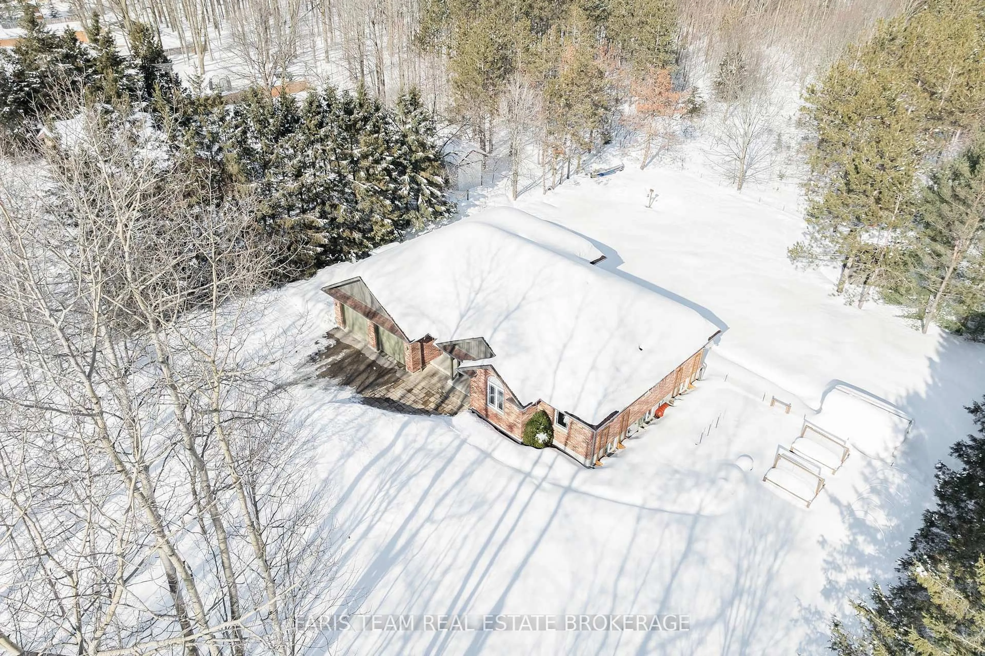 A pic from outside/outdoor area/front of a property/back of a property/a pic from drone, unknown for 1973 Vespra Valley Rd, Springwater Ontario L0L 1Y2