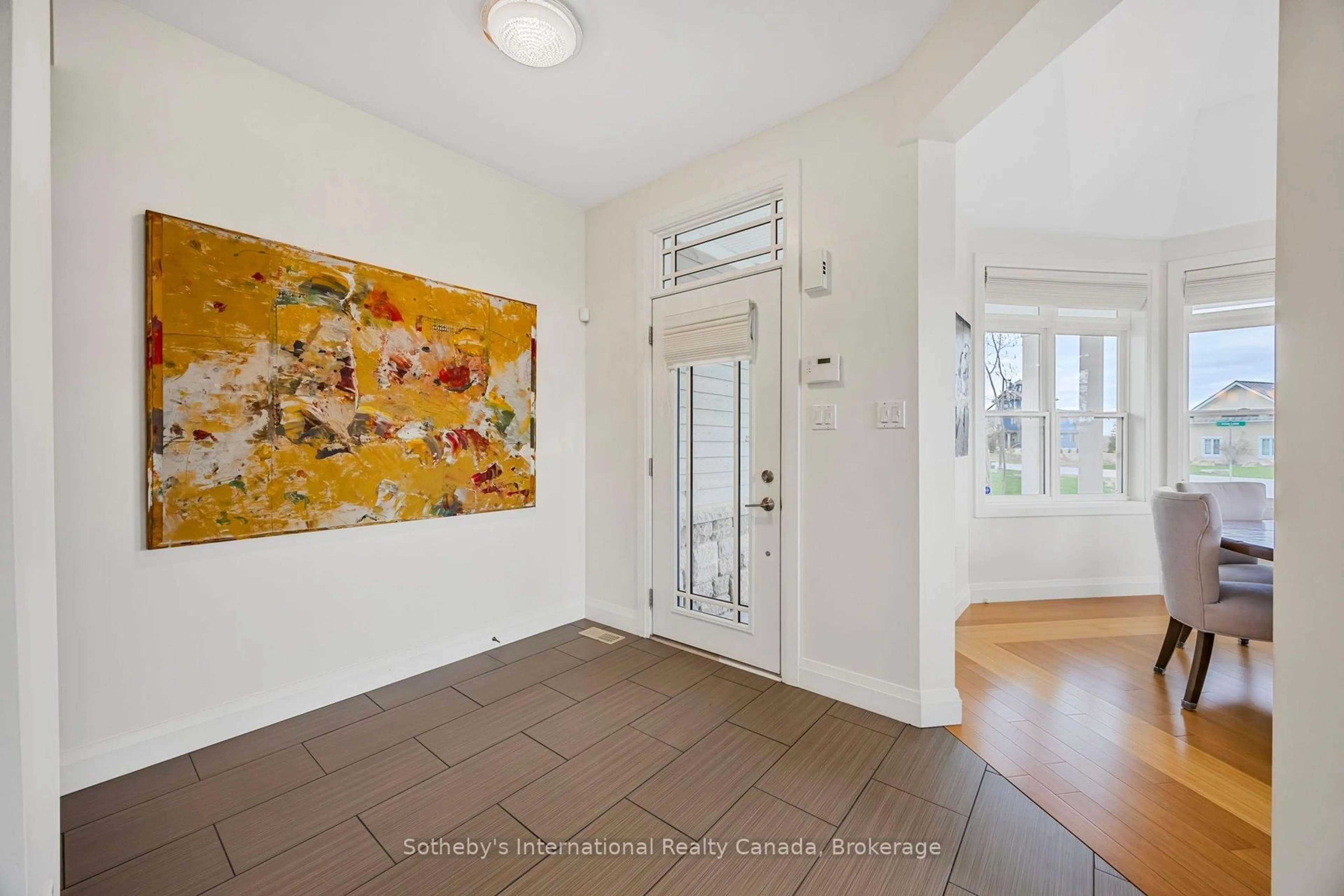 Indoor entryway for 2 Swan Lane, Tay Ontario L0K 1R0
