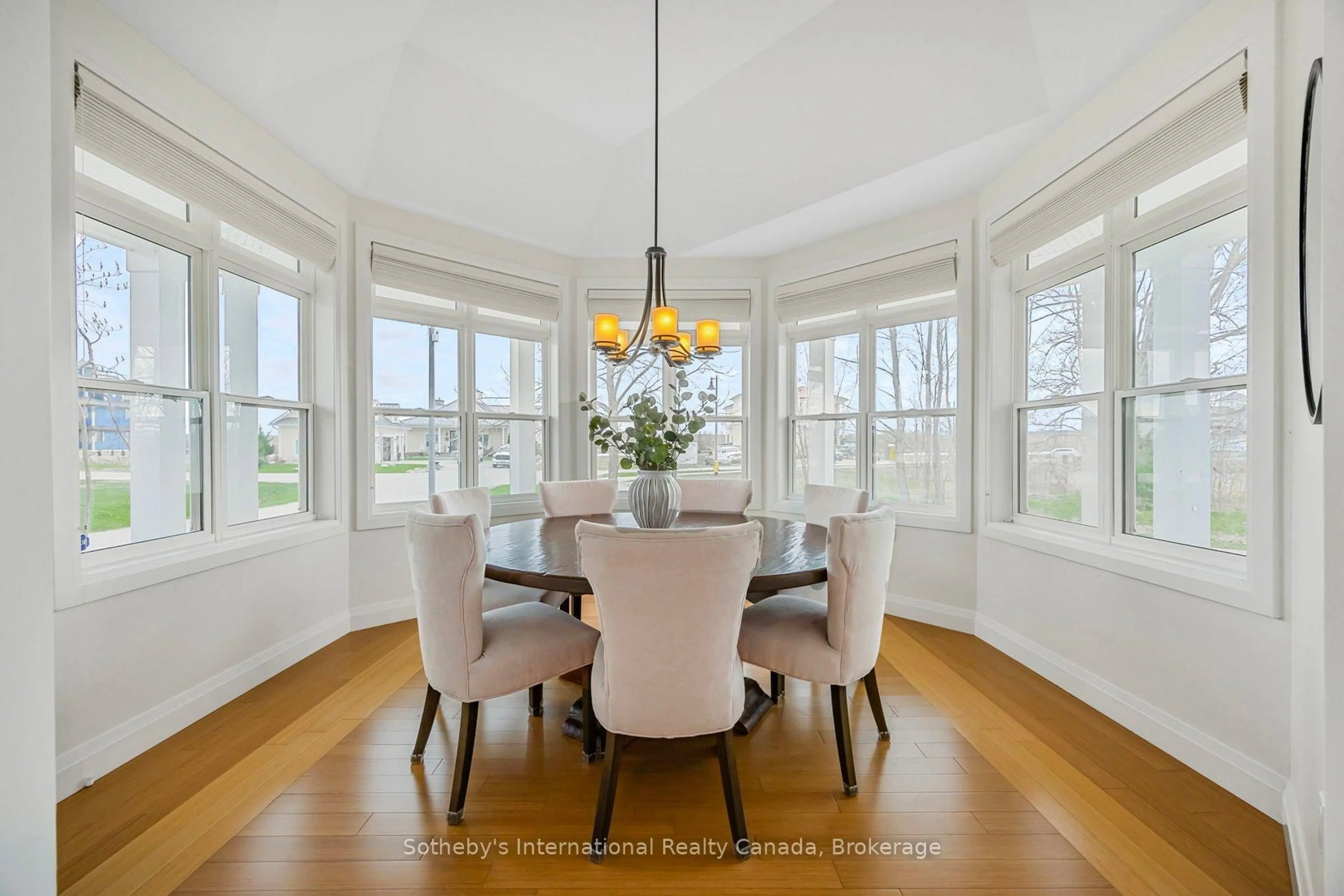 Dining room, wood/laminate floor for 2 Swan Lane, Tay Ontario L0K 1R0