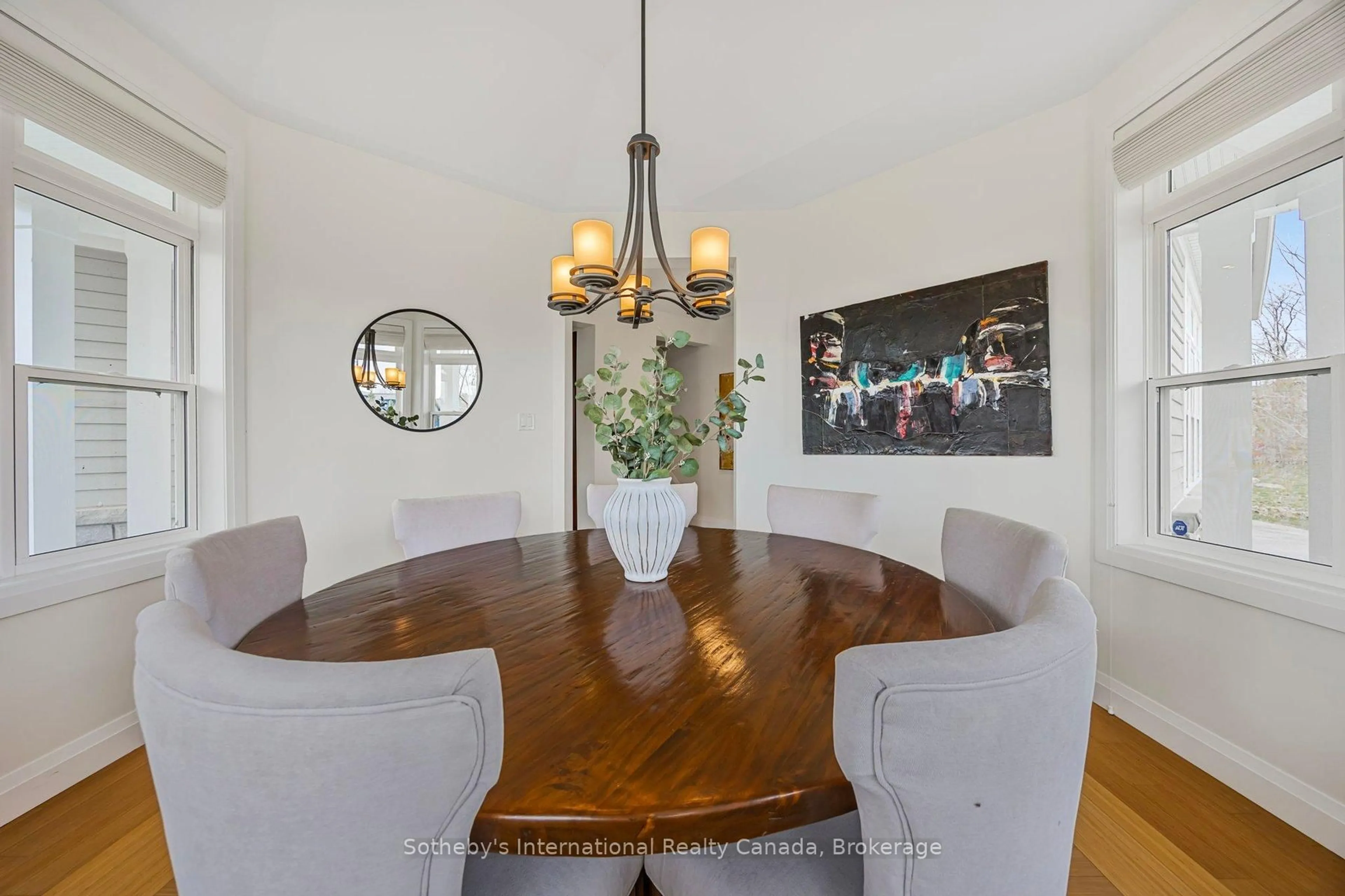 Dining room, wood/laminate floor for 2 Swan Lane, Tay Ontario L0K 1R0