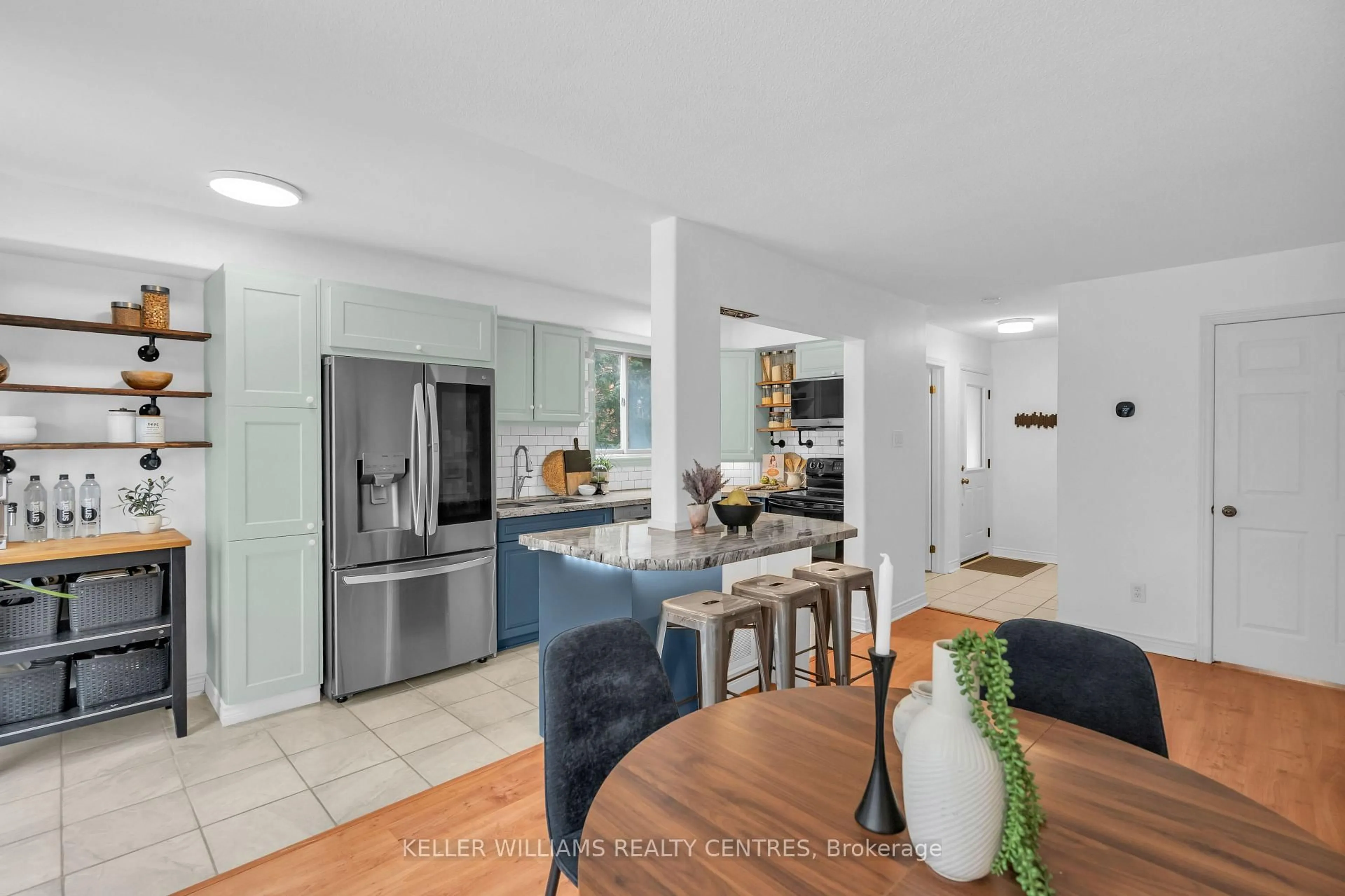 Open concept kitchen, ceramic/tile floor for 163A Owen St, Barrie Ontario L4M 3H8