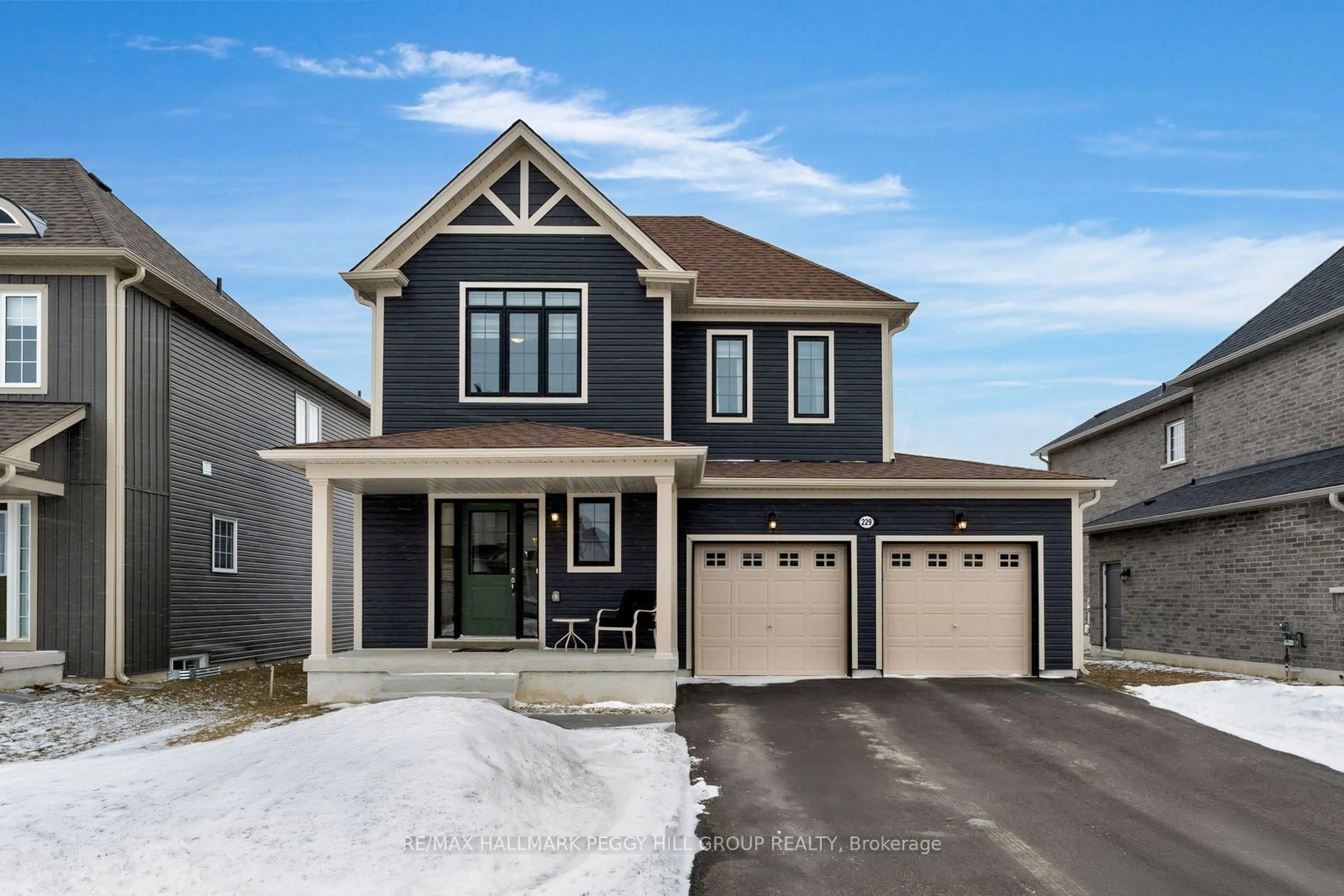 Home with vinyl exterior material, street for 229 Mckenzie Dr, Clearview Ontario L0M 1S0