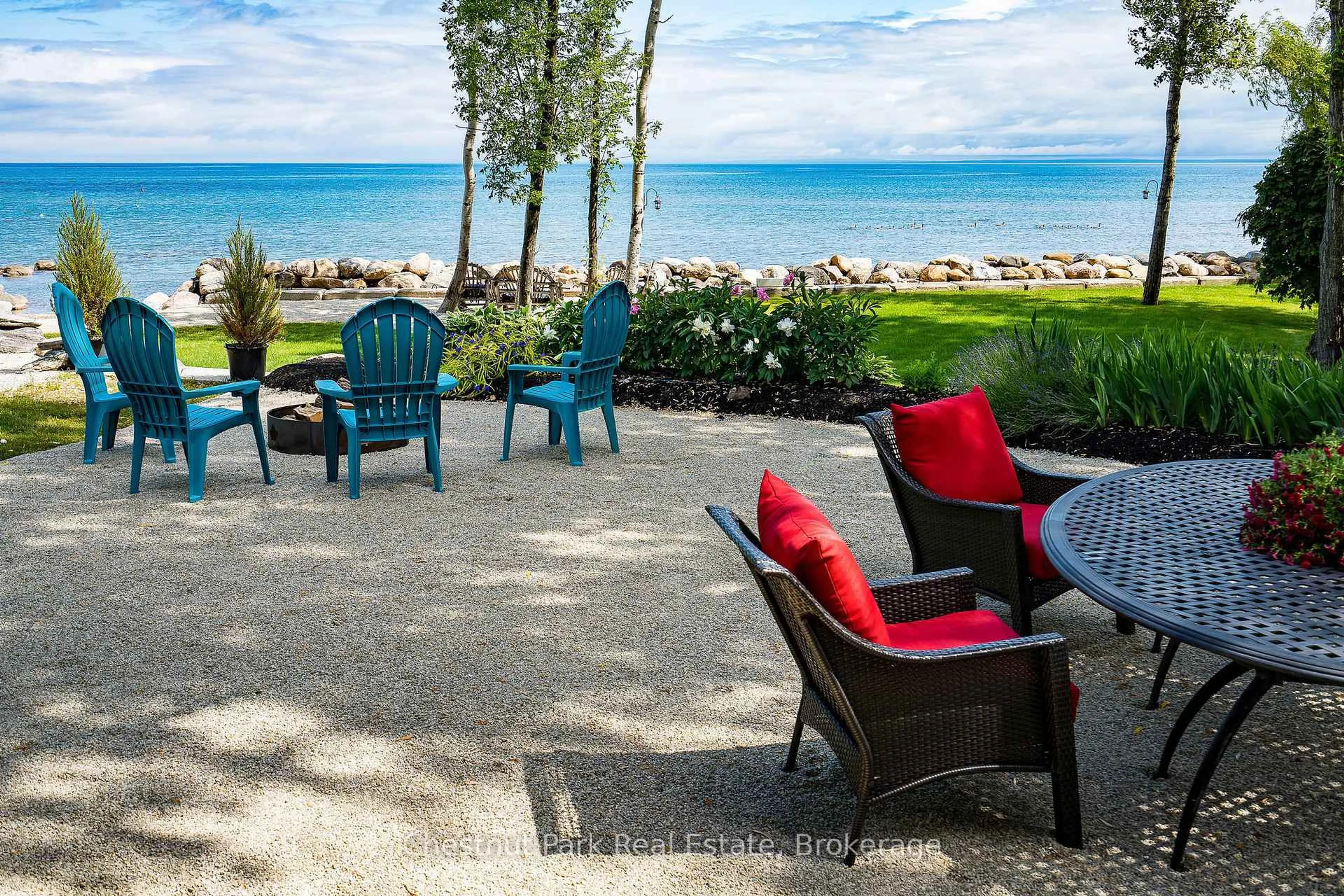 Patio, water/lake/river/ocean view for 47 Glen Rd, Collingwood Ontario L9Y 0X2