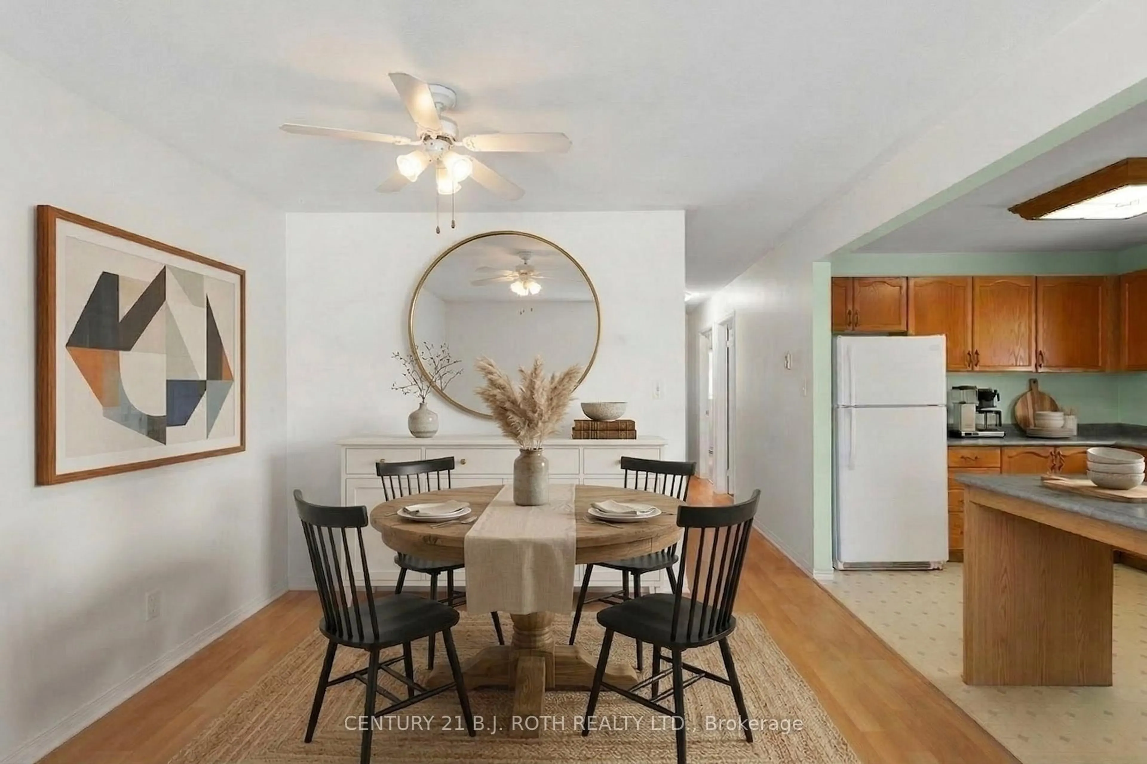 Dining room, unknown for 37 Louise Lane, Orillia Ontario L3V 7W1