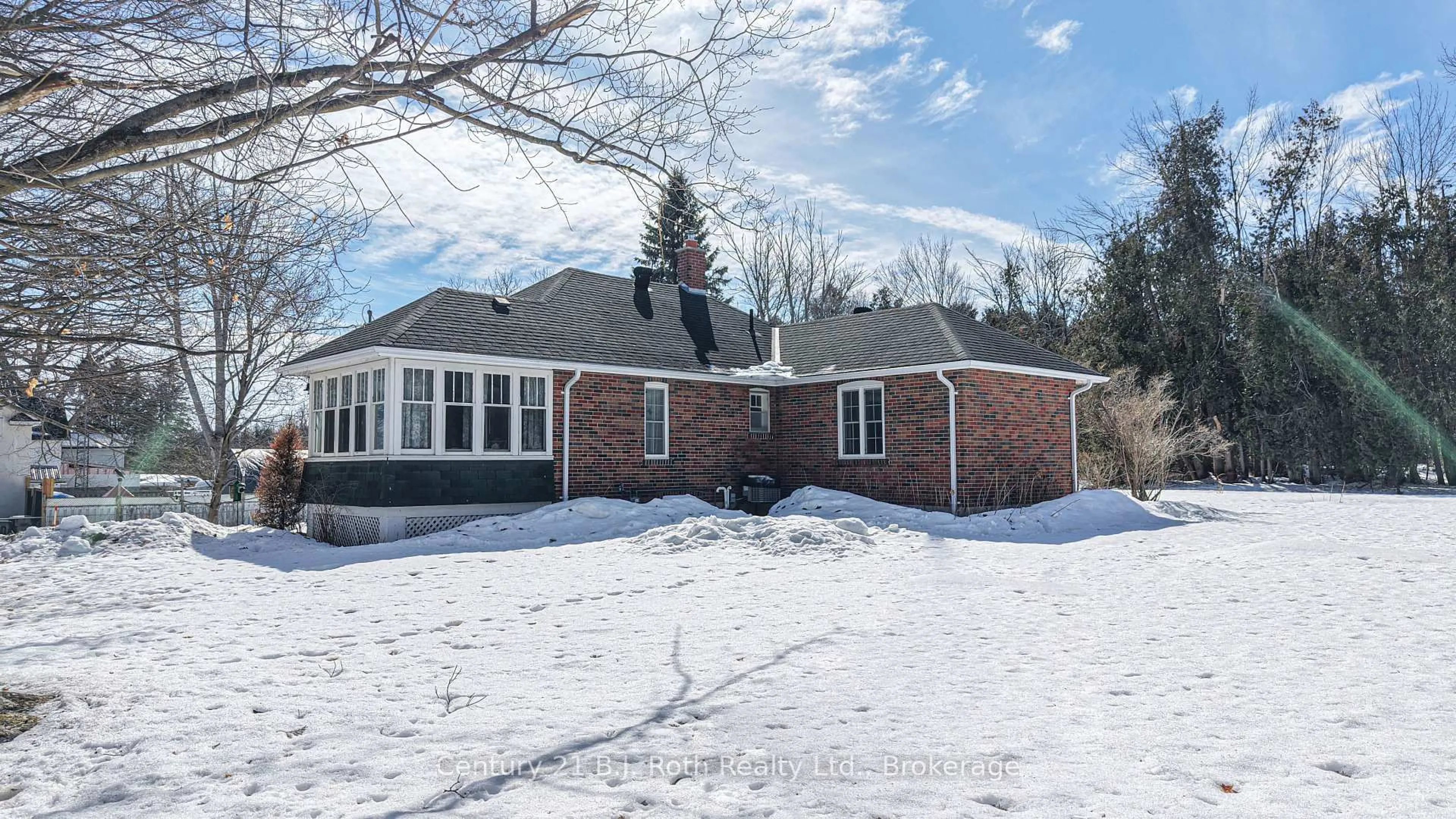 Home with brick exterior material, street for 330 11 Line, Oro-Medonte Ontario L0L 1T0