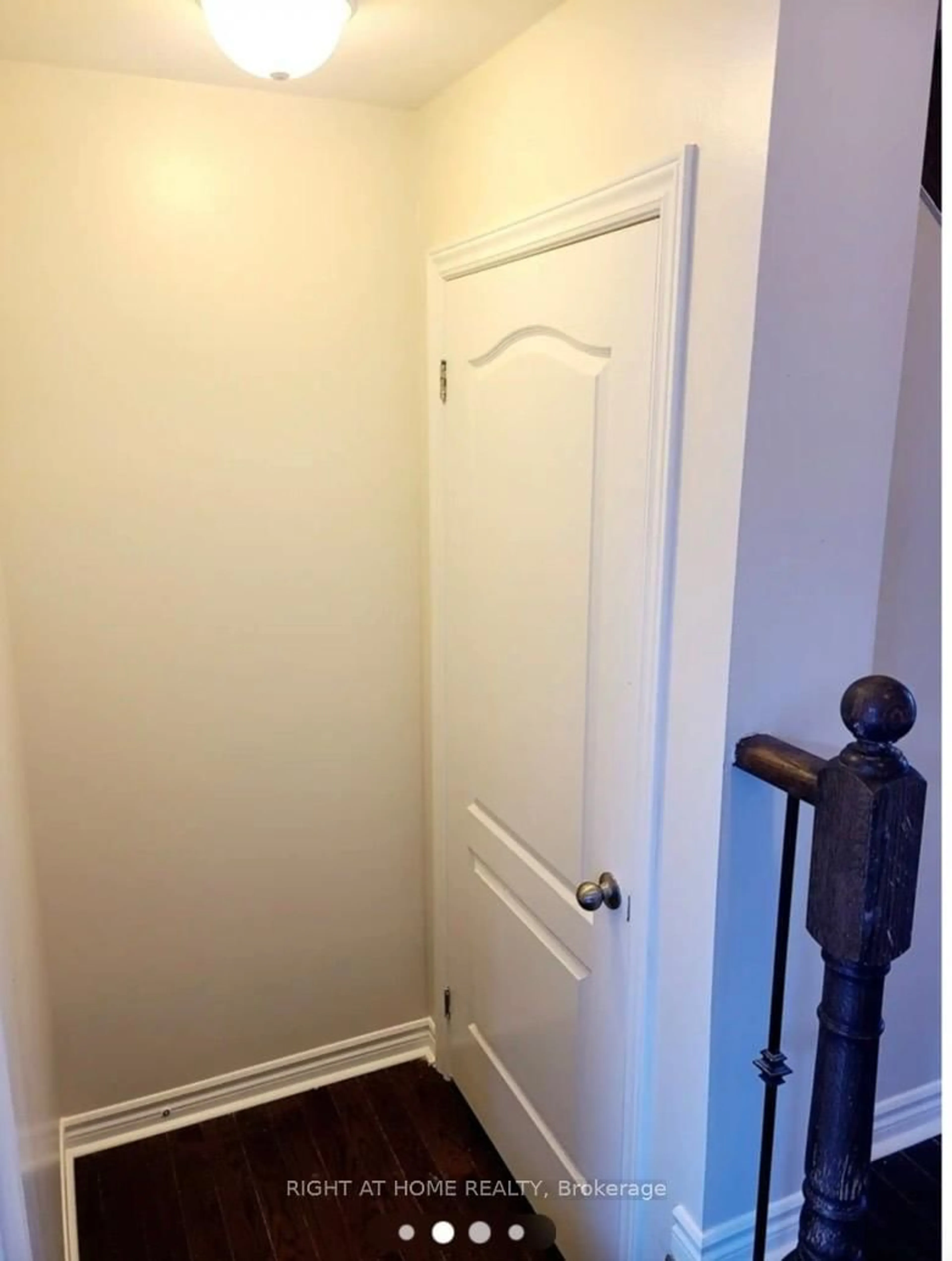 Unknown for 18 Kerr St, Collingwood Ontario L9Y 2L3