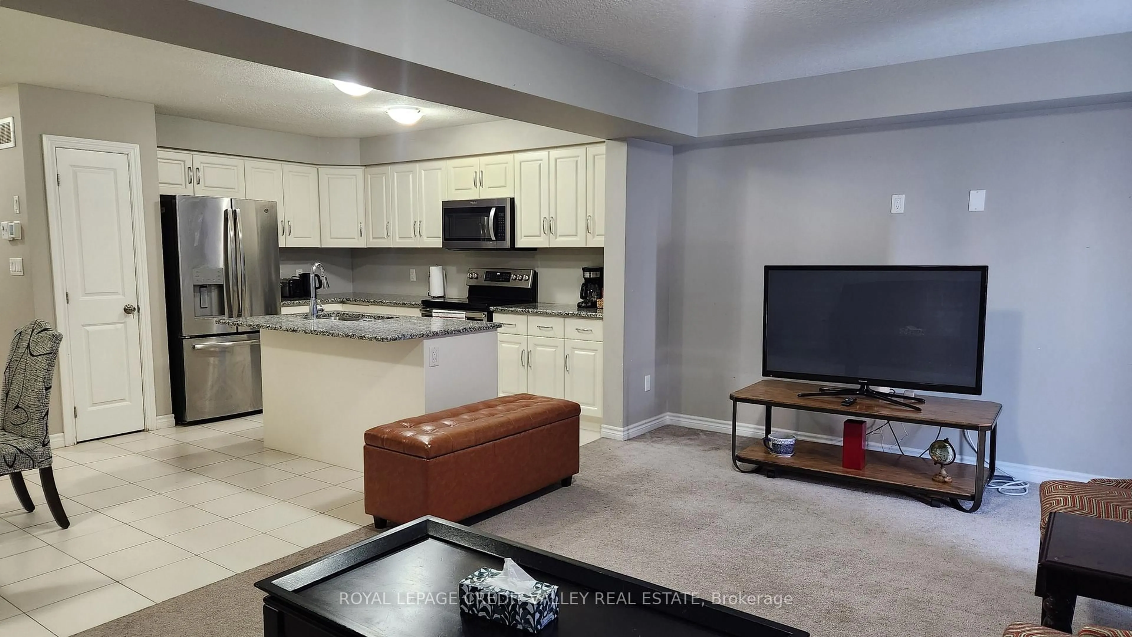 Unknown for 984 Wright Dr, Midland Ontario L4R 0E4