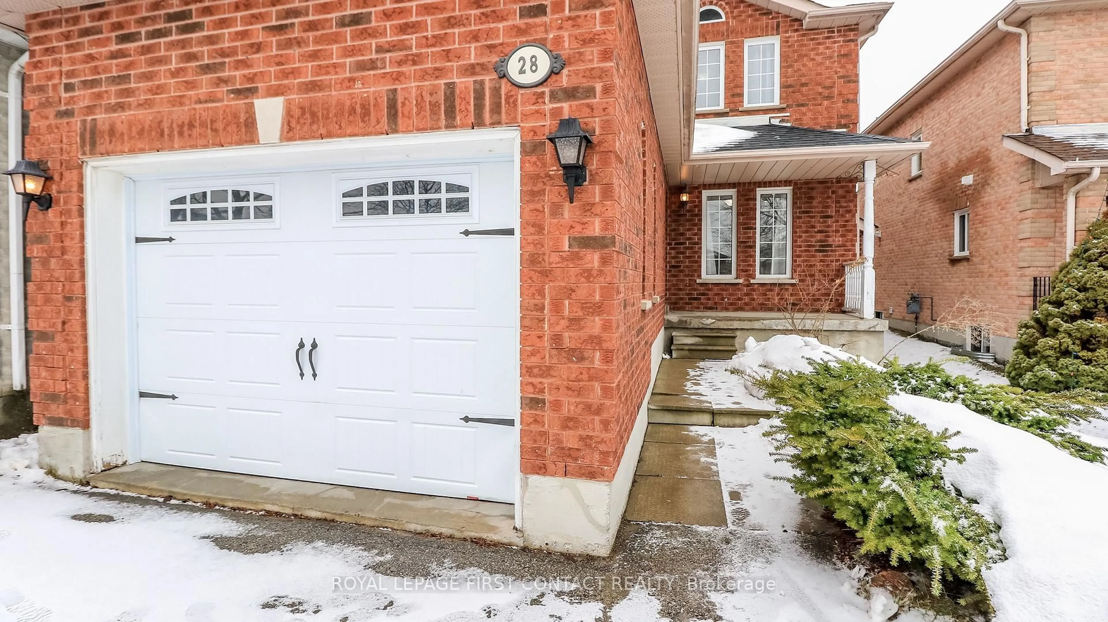 Home with brick exterior material, street for 28 Violet St, Barrie Ontario L4N 9N2