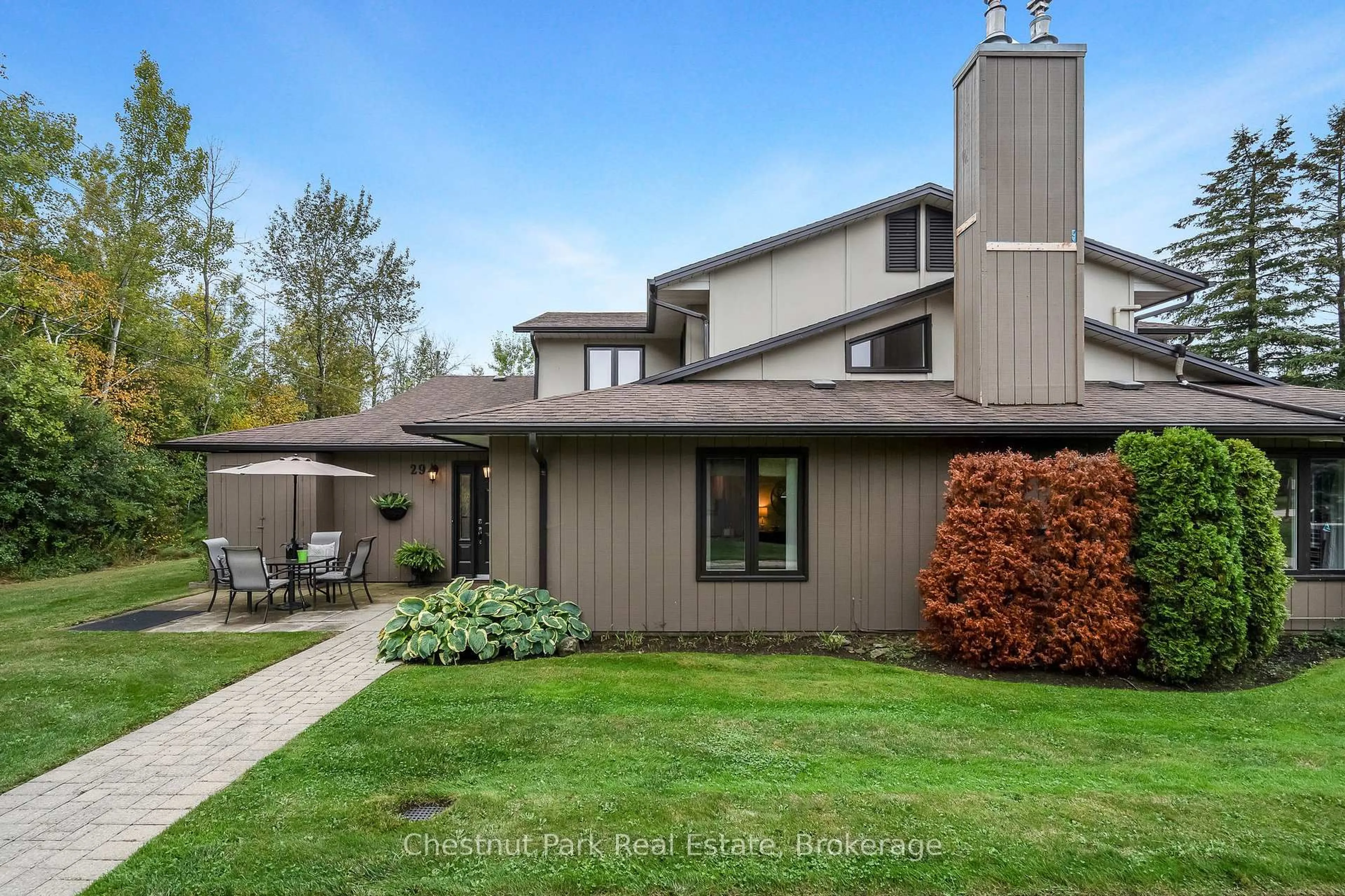 Unknown for 29 Trafalgar Rd, Collingwood Ontario L9Y 5G4