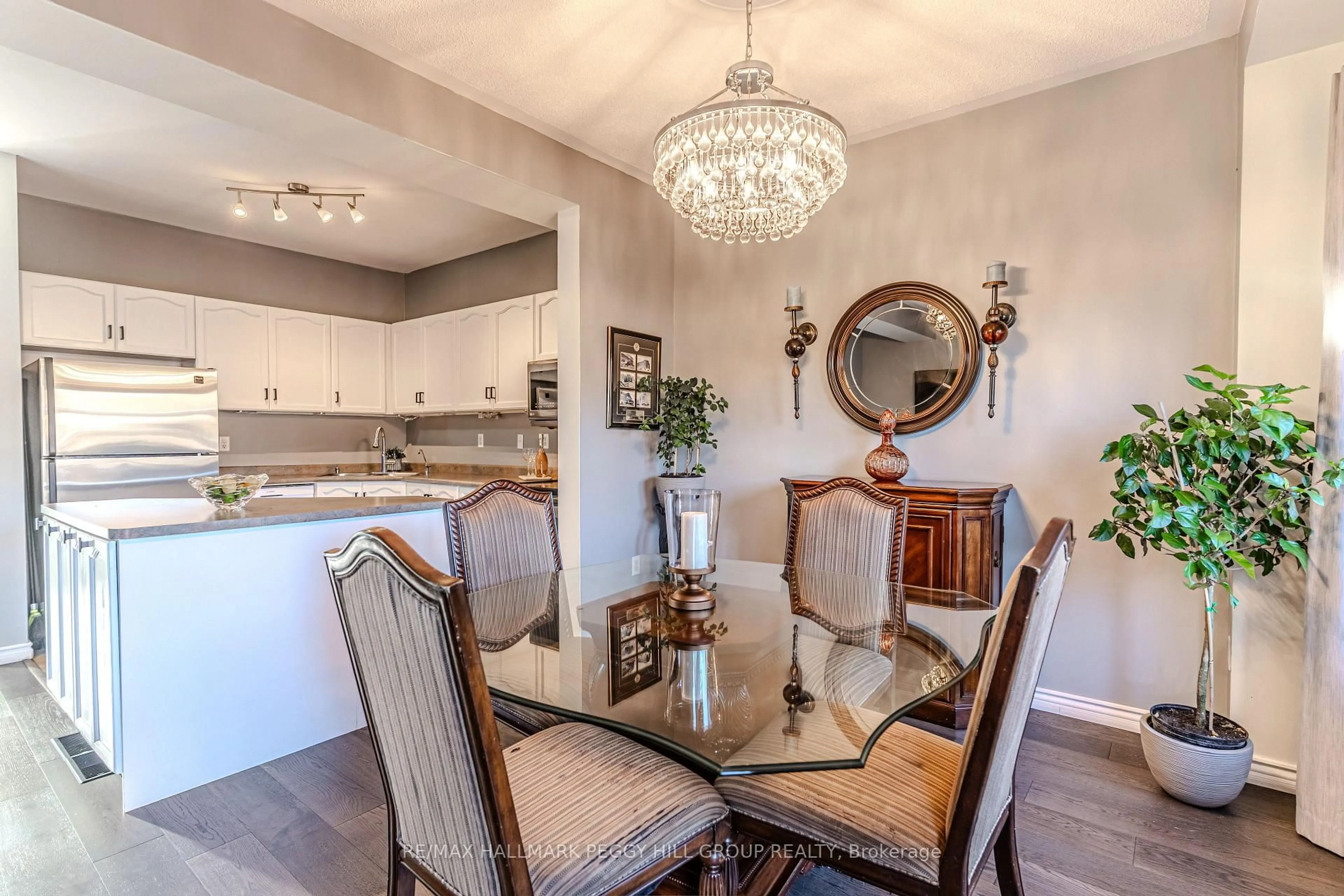 Dining room, wood/laminate floor for 17 Bruce Cres, Barrie Ontario L4N 8T8