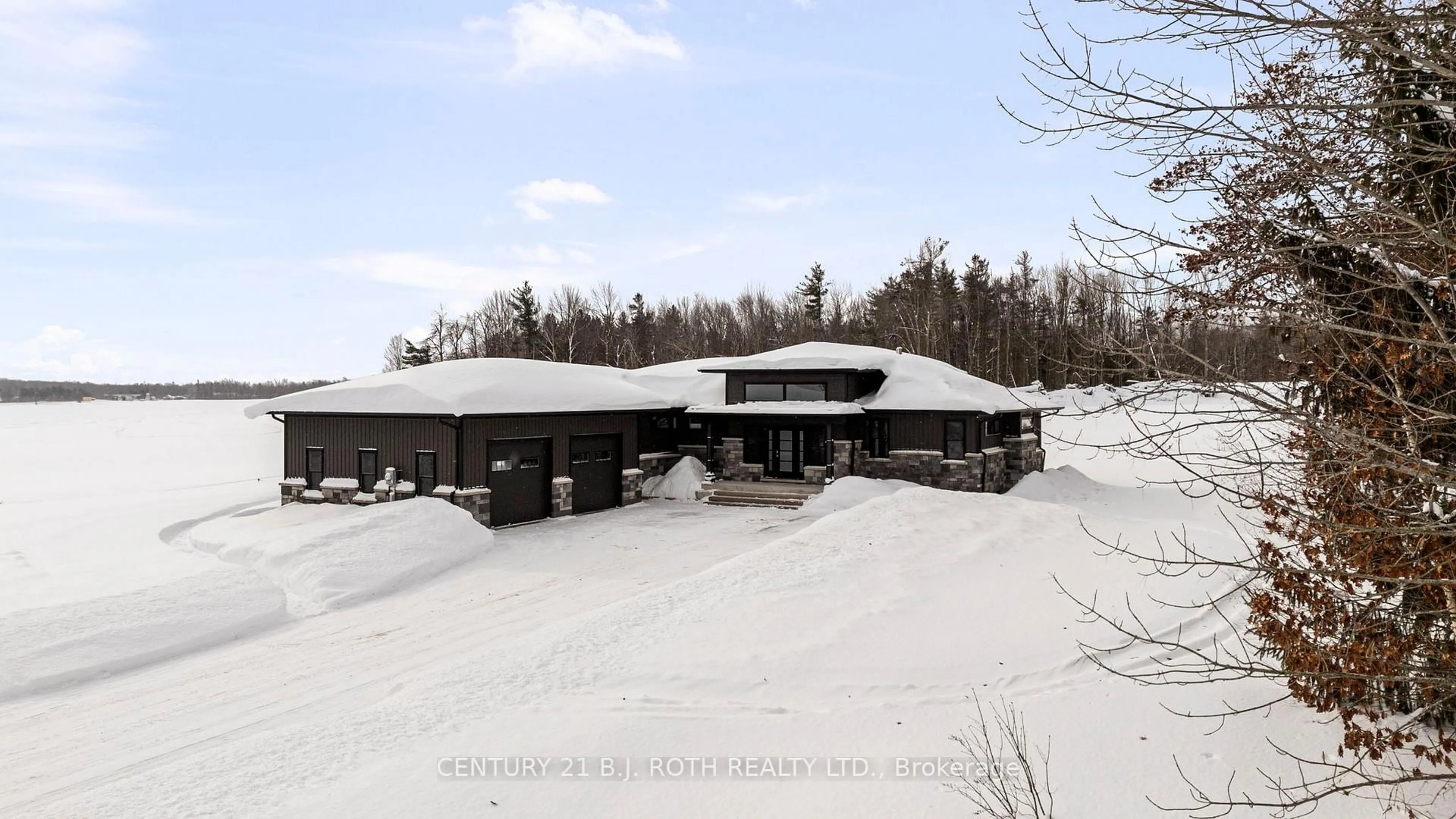 Unknown for 3510 Brennan Line, Severn Ontario L3V 0W3