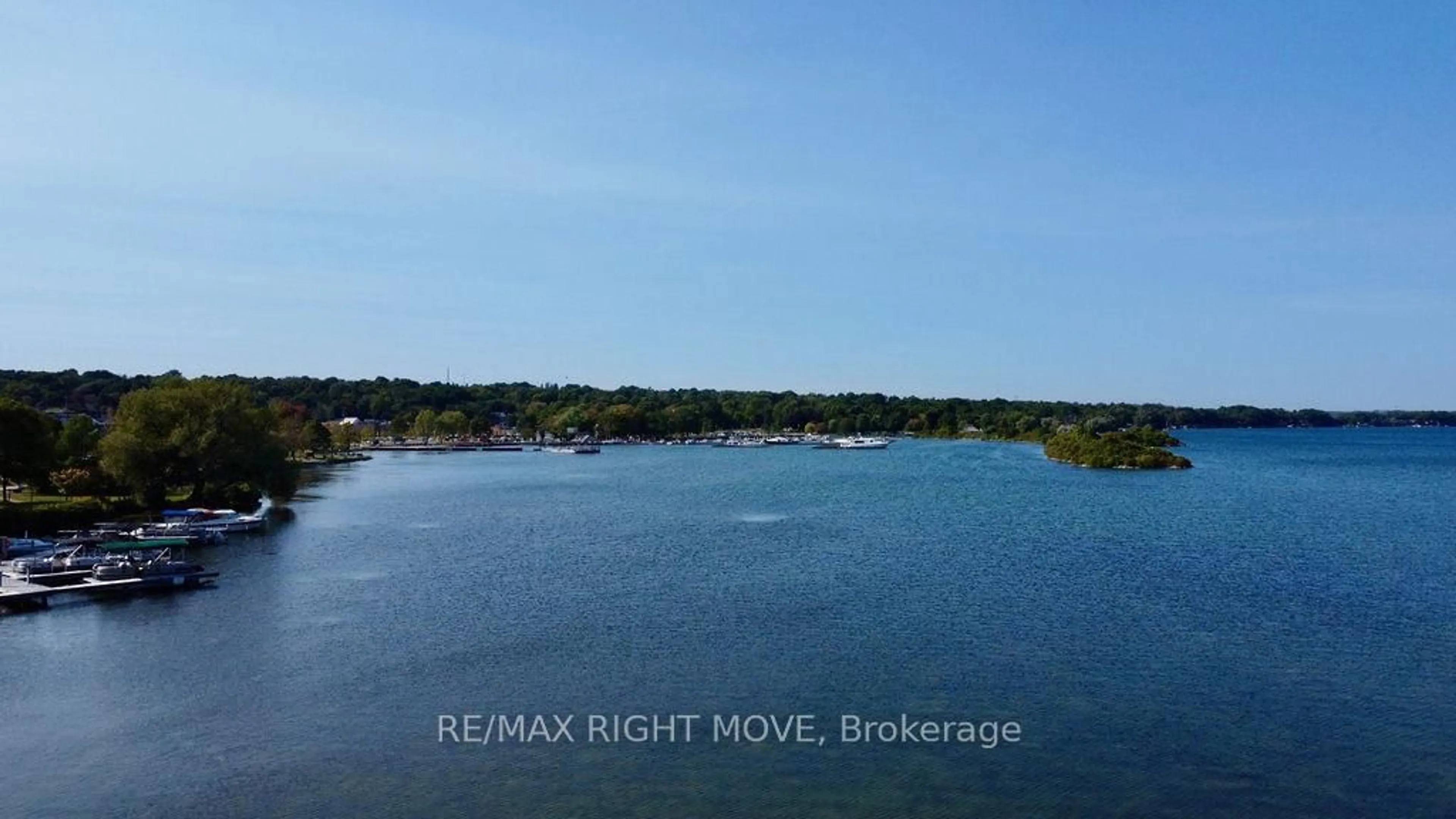 Blurry image for 140 Cedar Island Rd #410, Orillia Ontario L3V 1T1