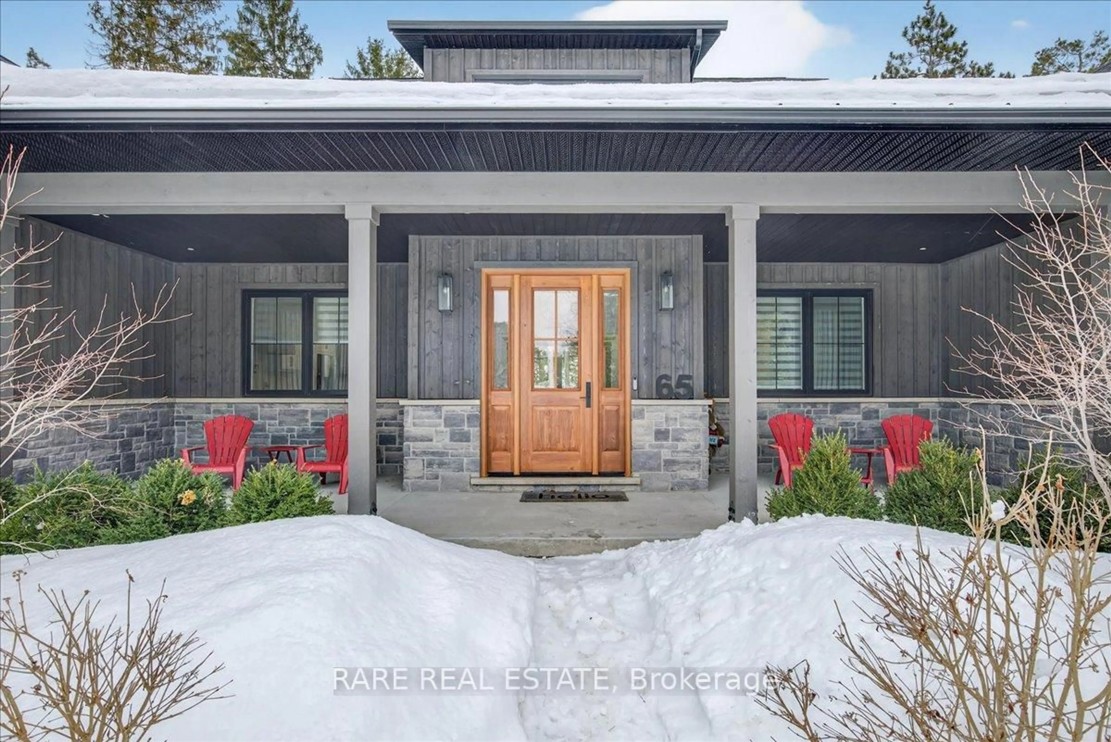 Indoor entryway for 65 Ghibb Ave, Springwater Ontario L9X 2A7