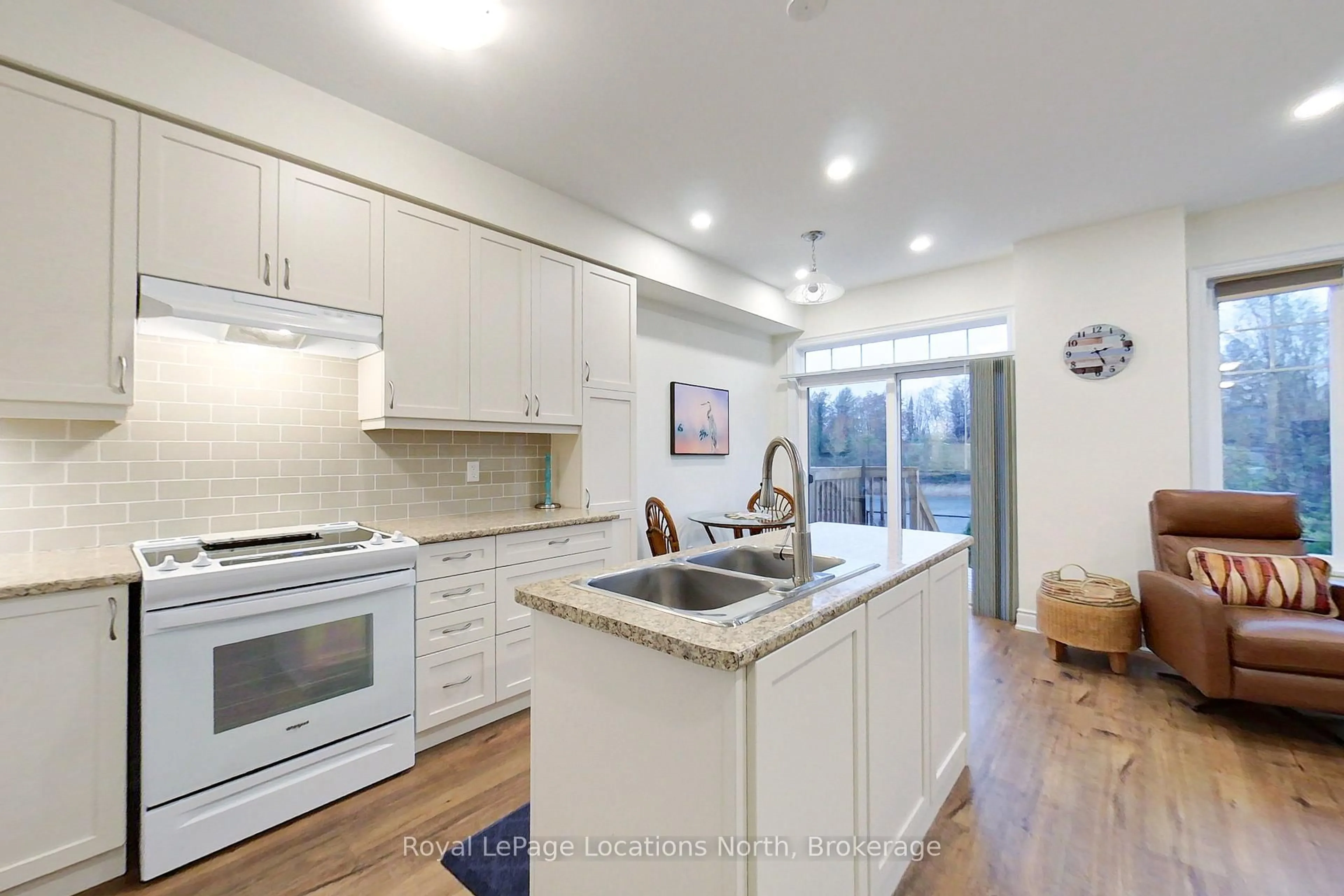 Open concept kitchen, unknown for 10 LITTLE RIVER CROSSING, Wasaga Beach Ontario L9Z 0J8