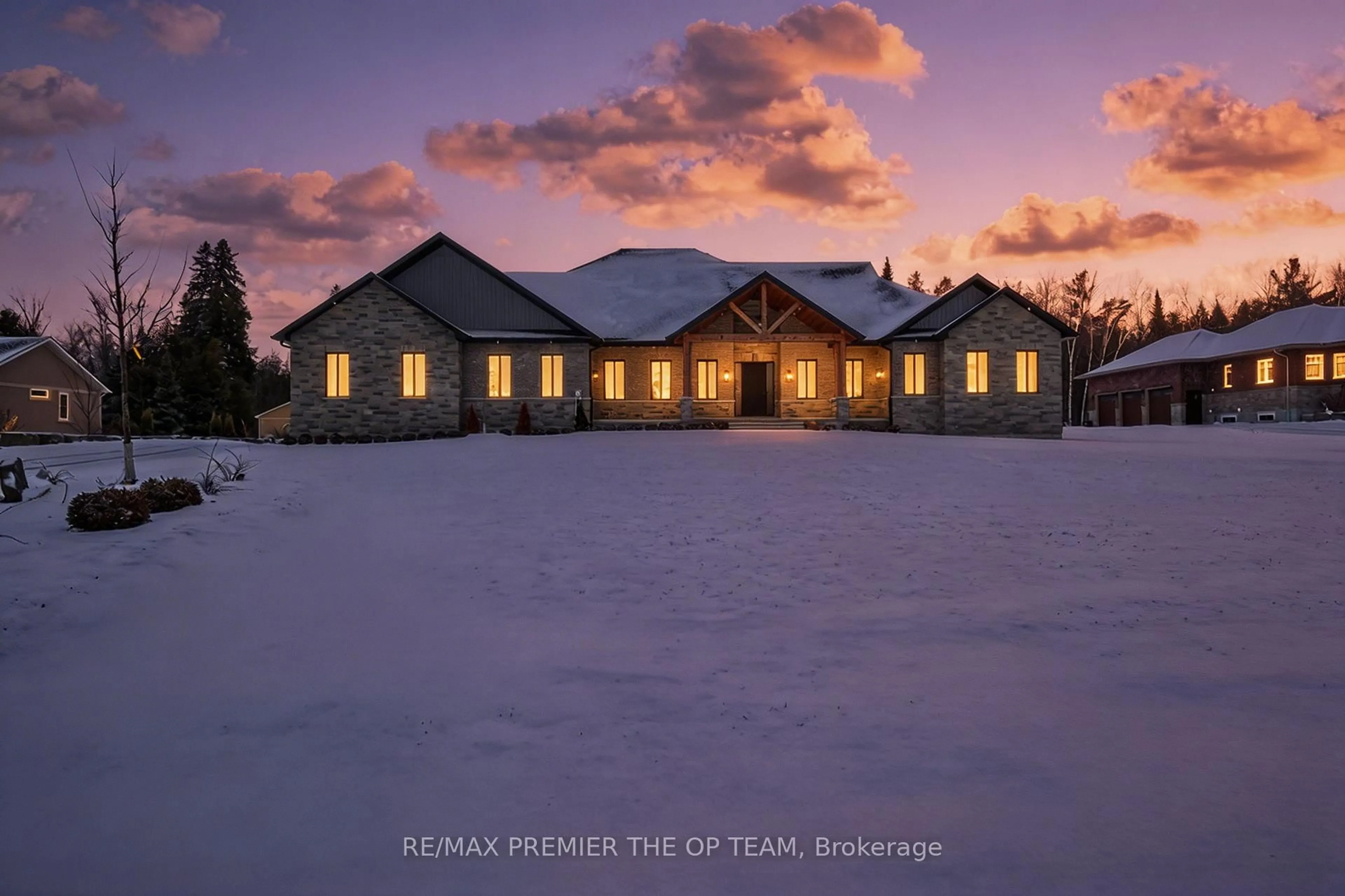 A pic from outside/outdoor area/front of a property/back of a property/a pic from drone, building for 60 Marni Lane, Springwater Ontario L0L 2K0
