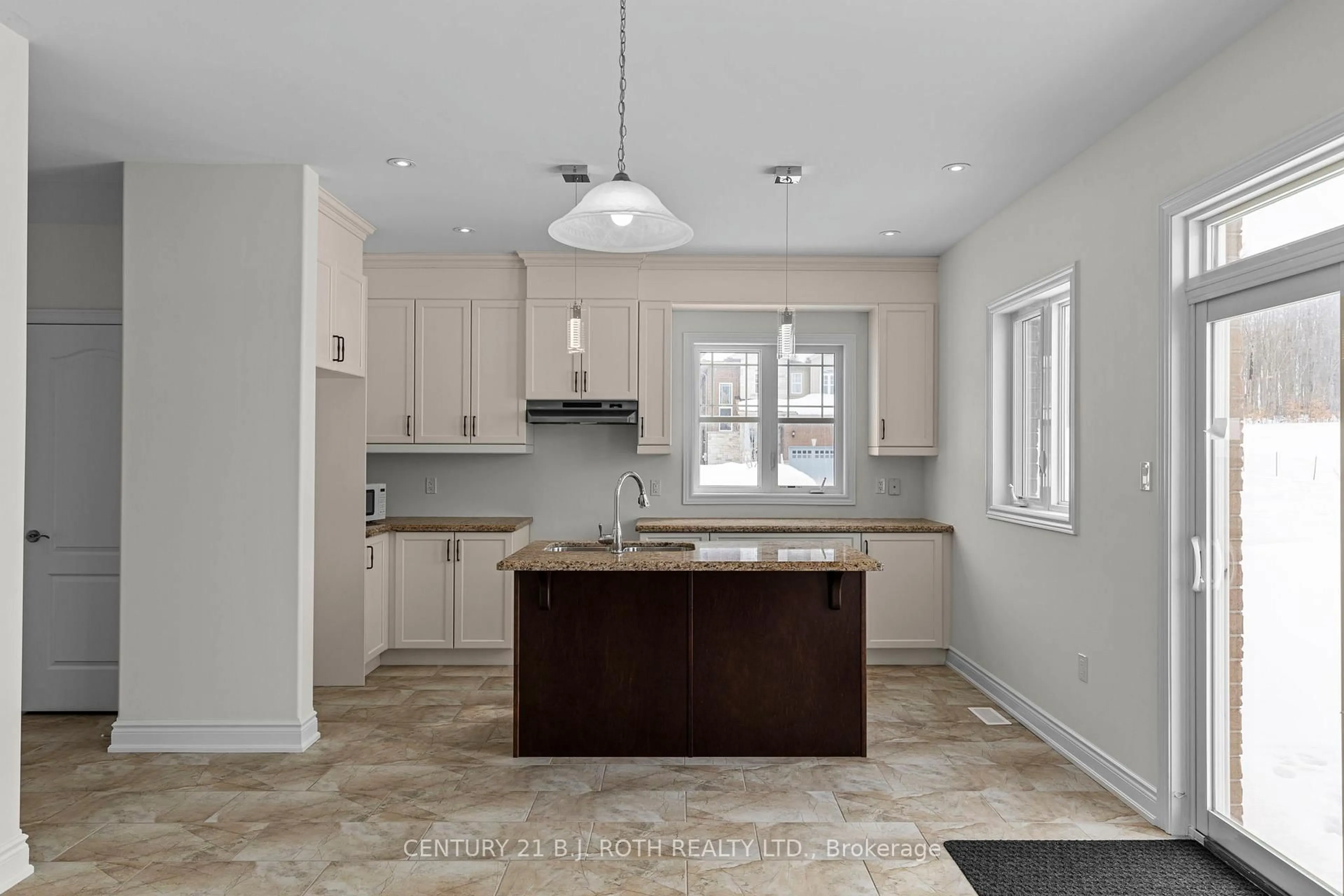 Open concept kitchen, ceramic/tile floor for 2978 Annalysse Dr, Orillia Ontario L3V 8J5