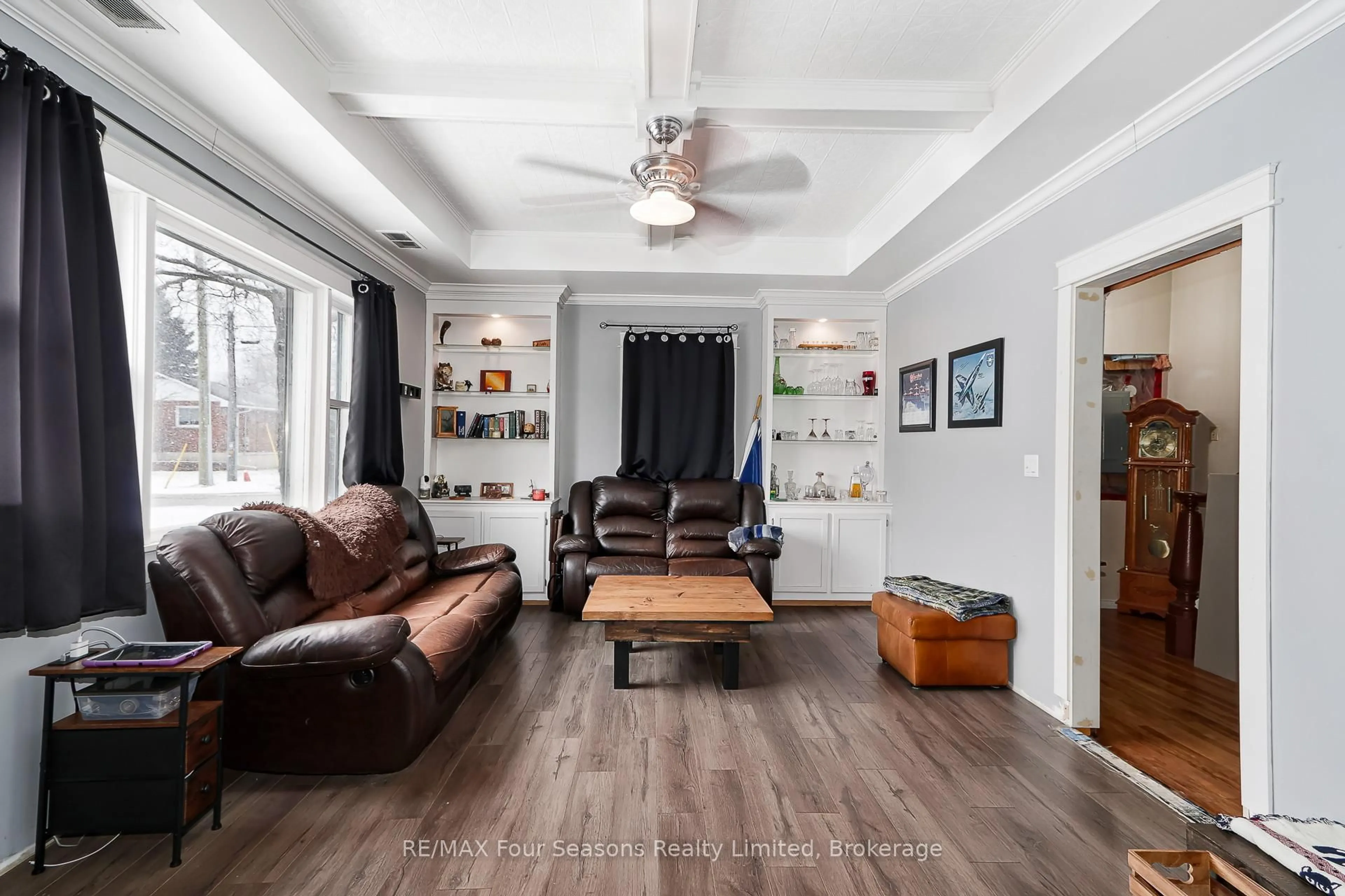 Living room with furniture, unknown for 203 Montreal St, Clearview Ontario L0M 1S0