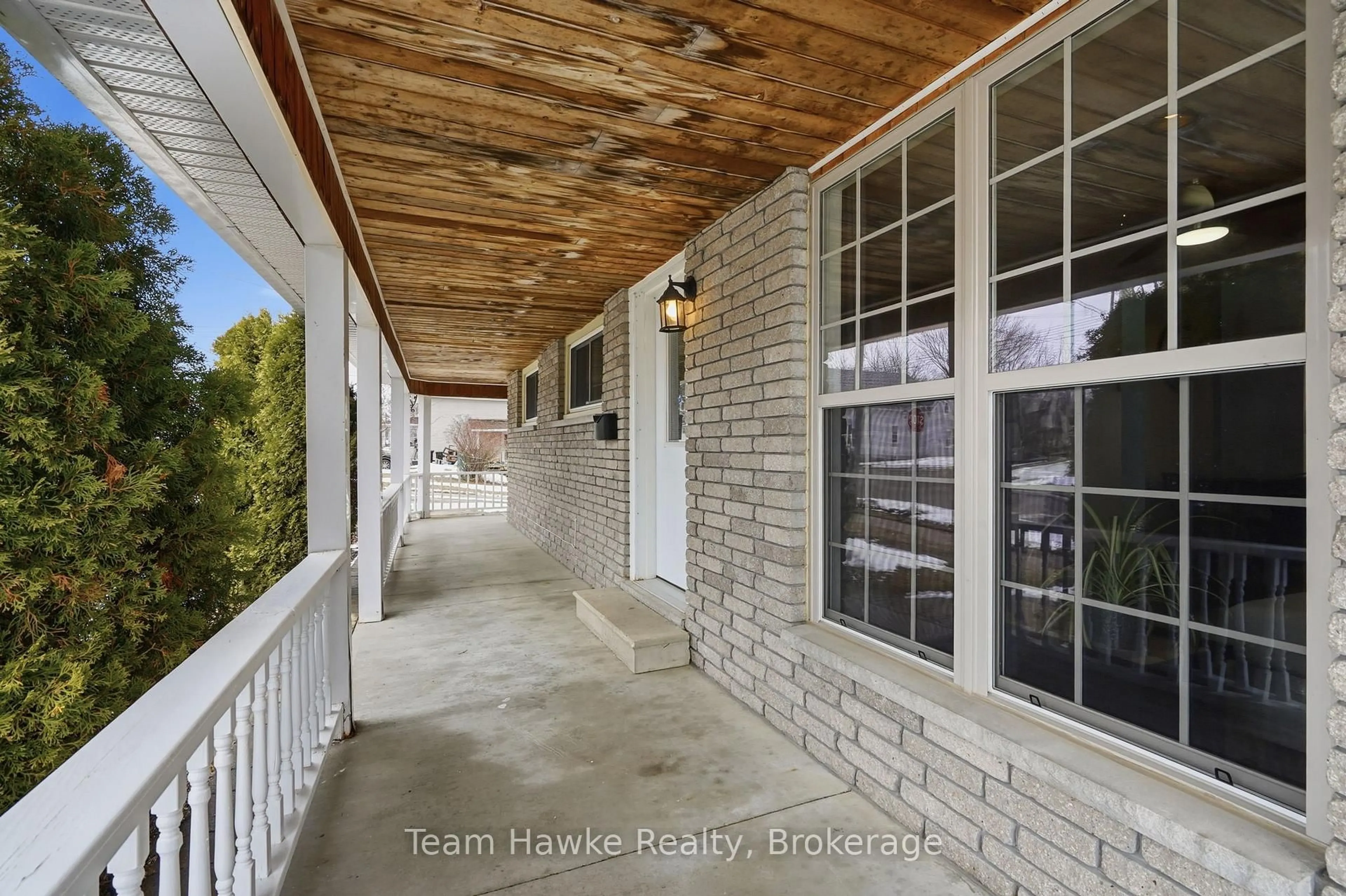 Unknown for 191 George St, Midland Ontario L4R 2W3