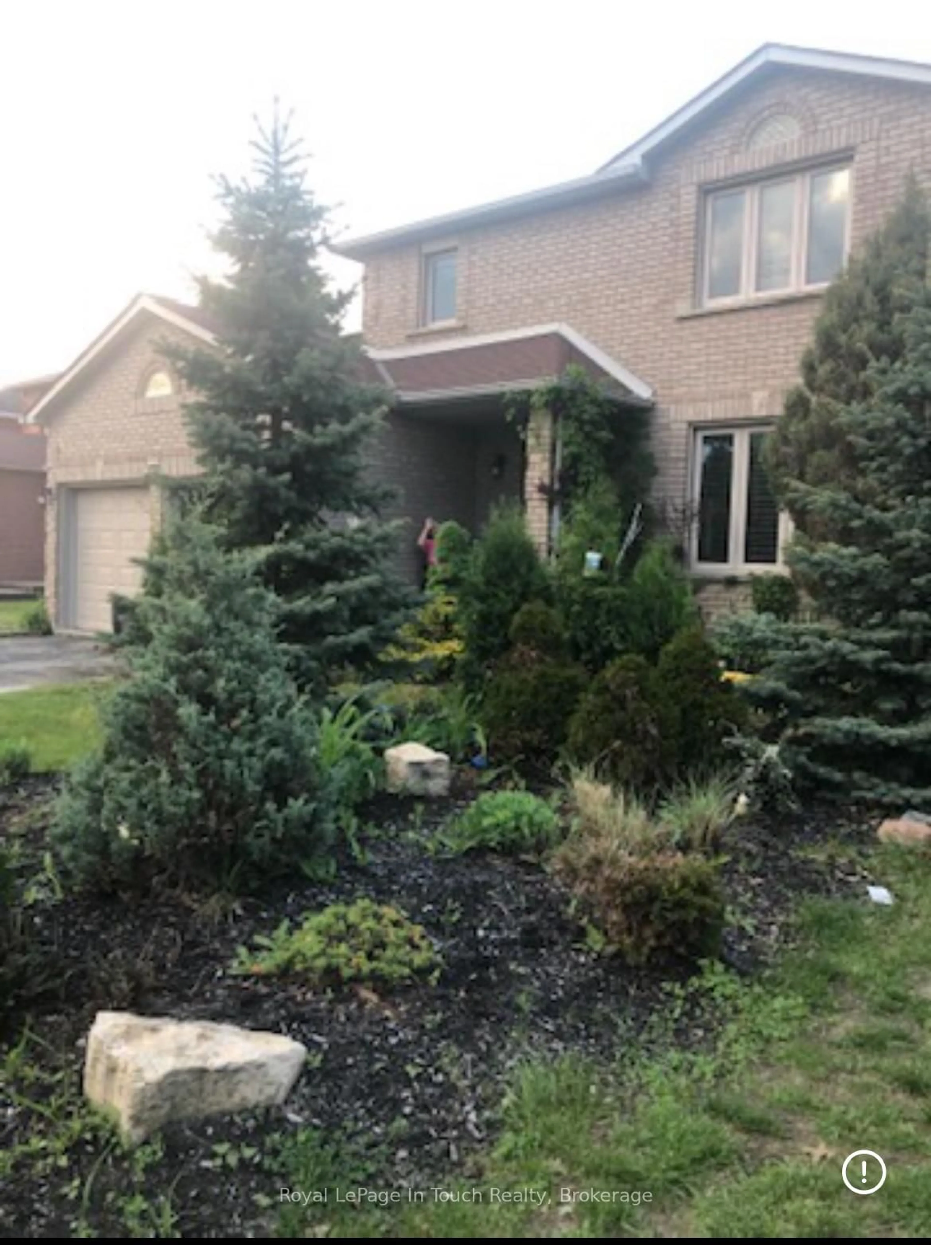 Unknown for 153 Ferndale Dr, Barrie Ontario L4N 6X9