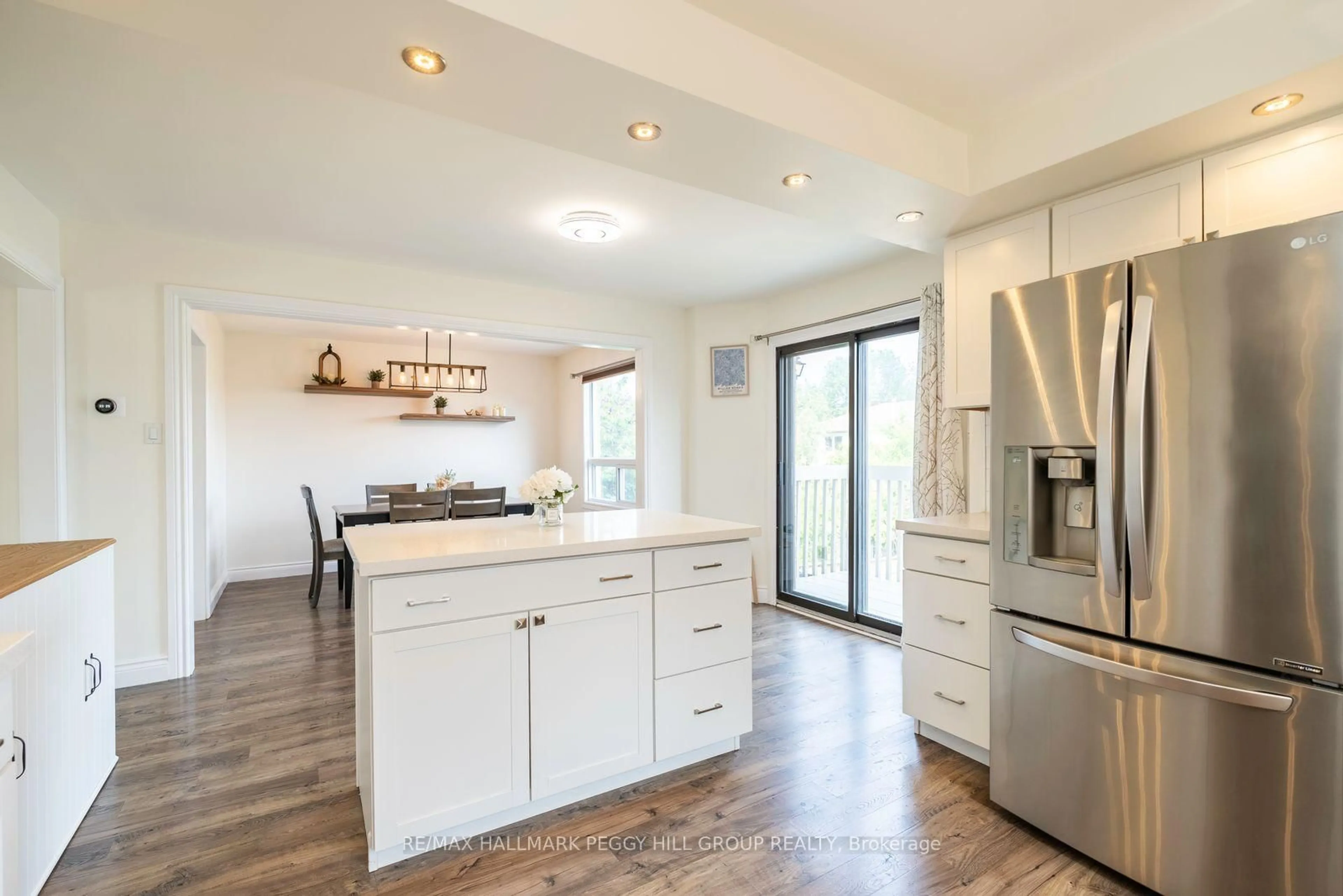 Open concept kitchen, unknown for 12 Cuthbert St, Barrie Ontario L4N 6X7