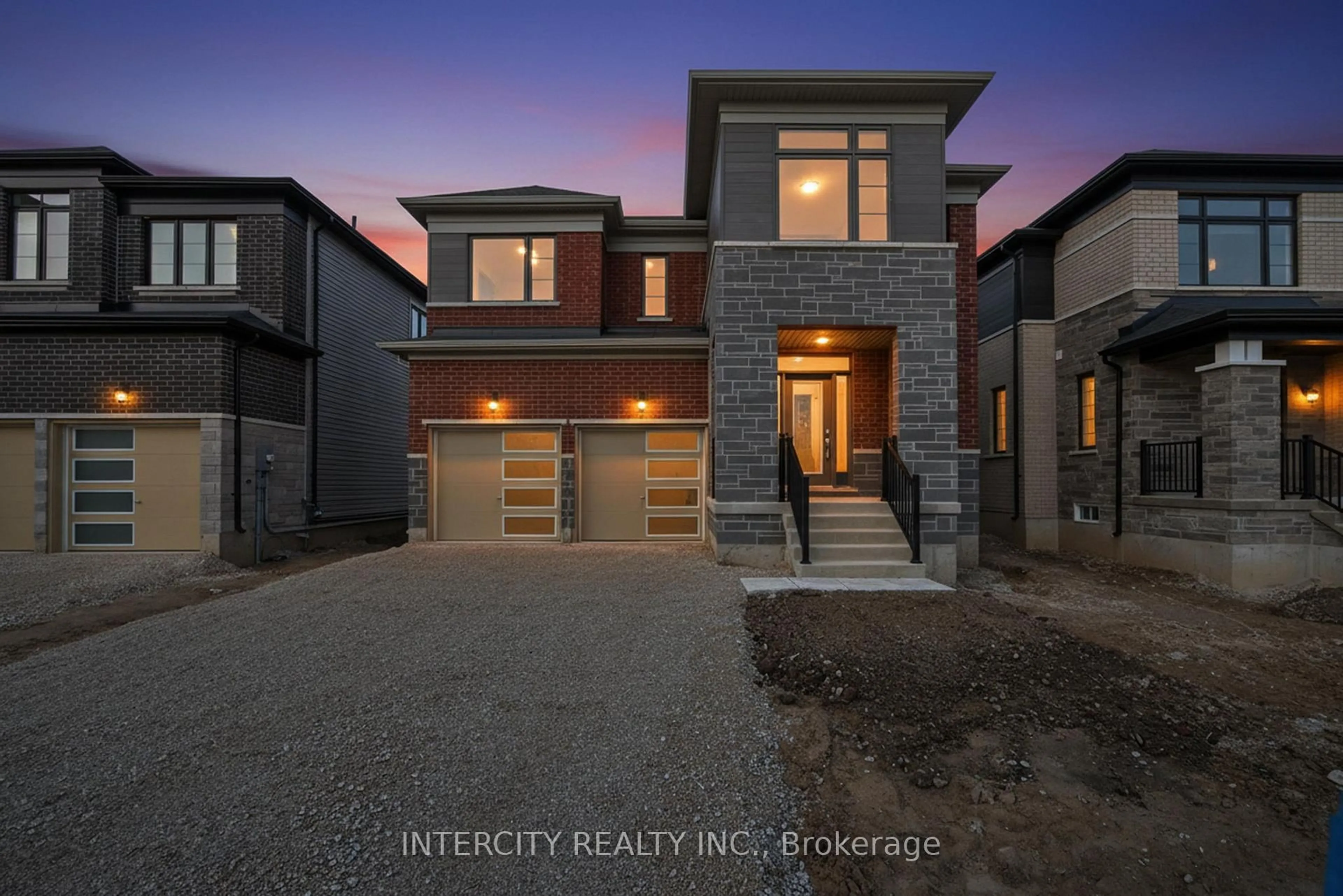 Home with brick exterior material, street for 32 Legacy Circ, Wasaga Beach Ontario L9Z 0M5